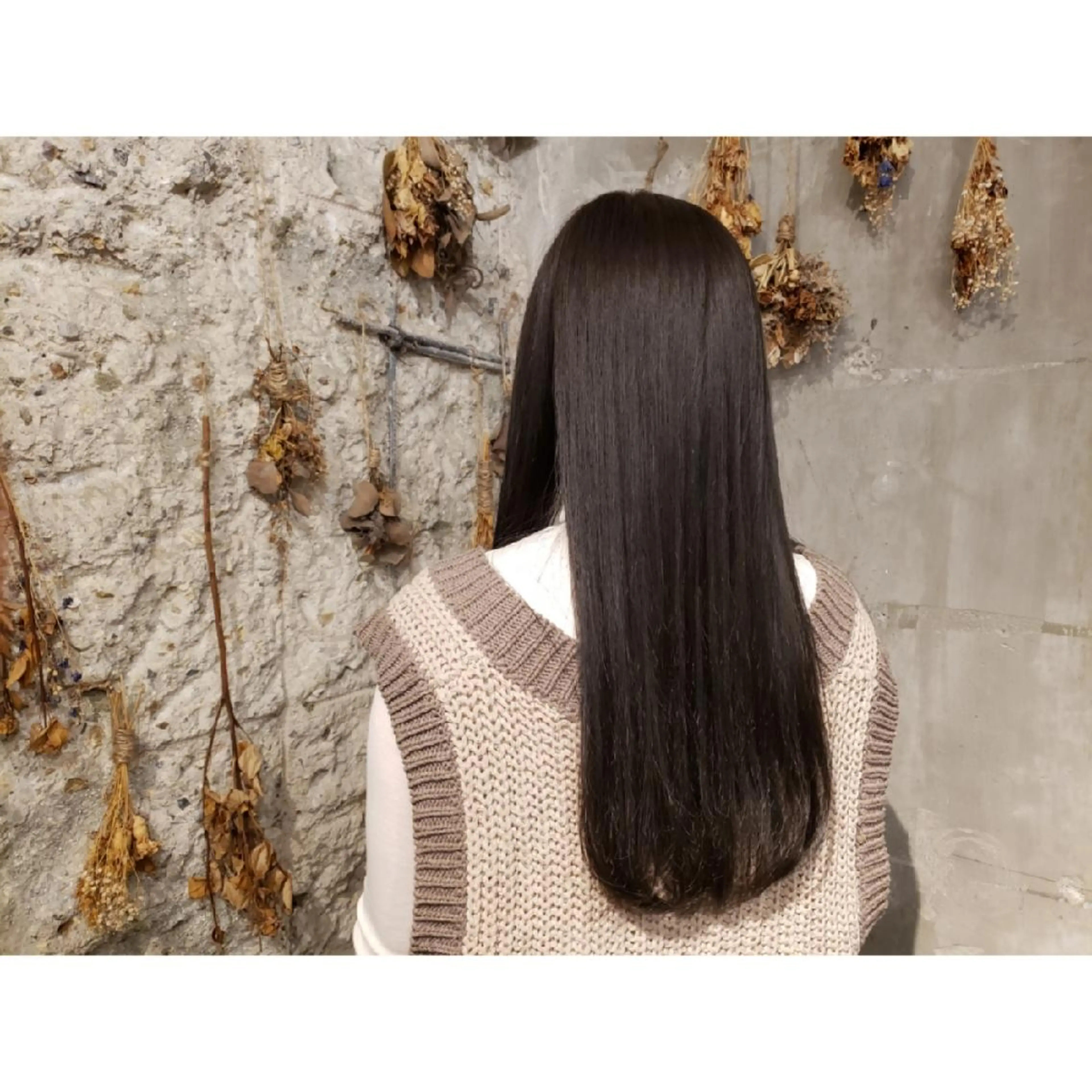 ロング カラー 井尻 柚都歩のヘアスタイル