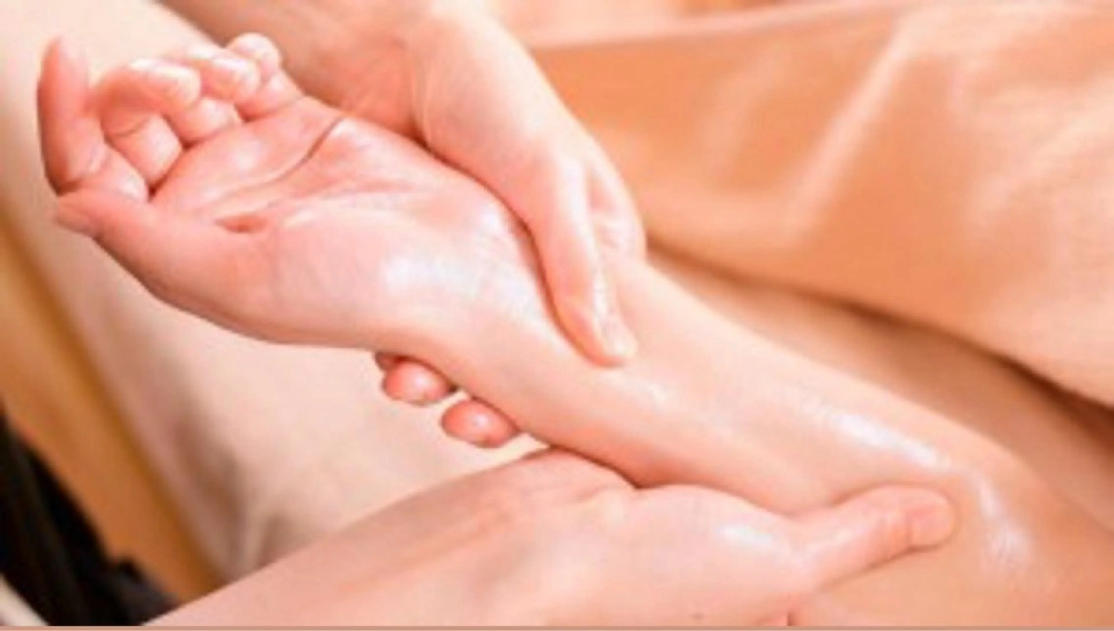 ハンド肘下オイルトリートメントの写真