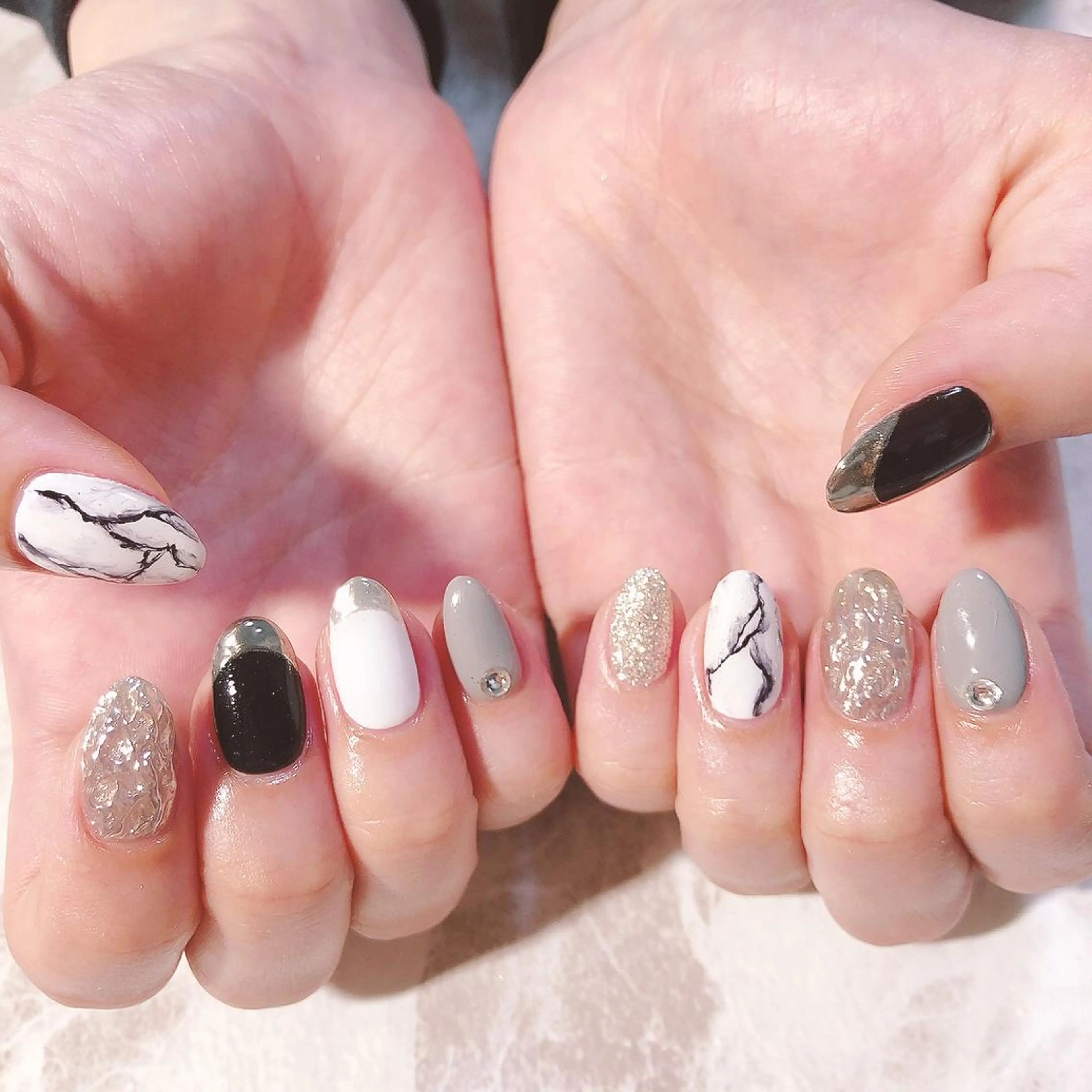 ネイル VIOLUS 関目のネイルデザイン