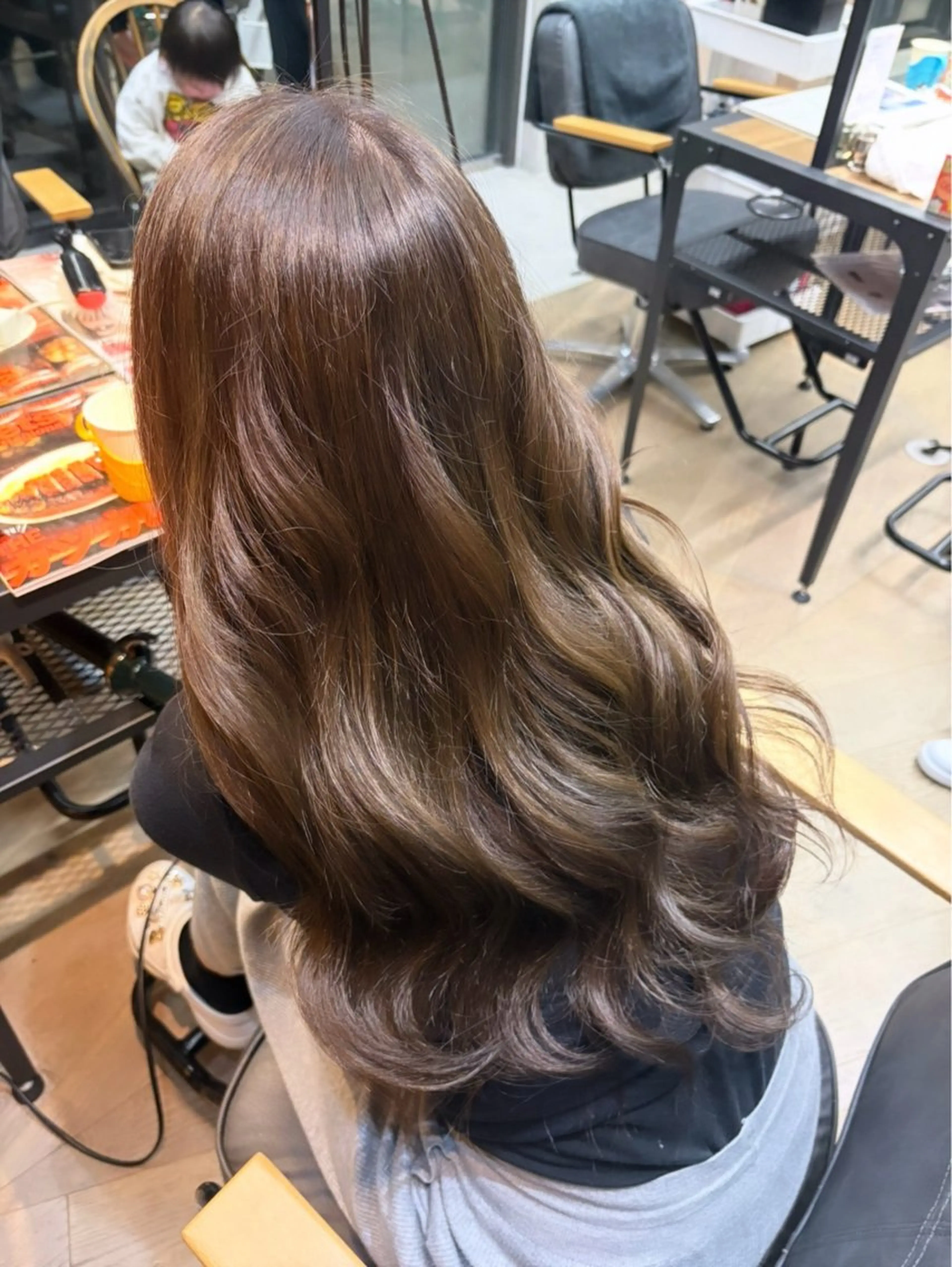 カラー ヘアカラー トリートメント 🩶𝐤𝐢𝐧𝐚 🩶のヘアスタイル