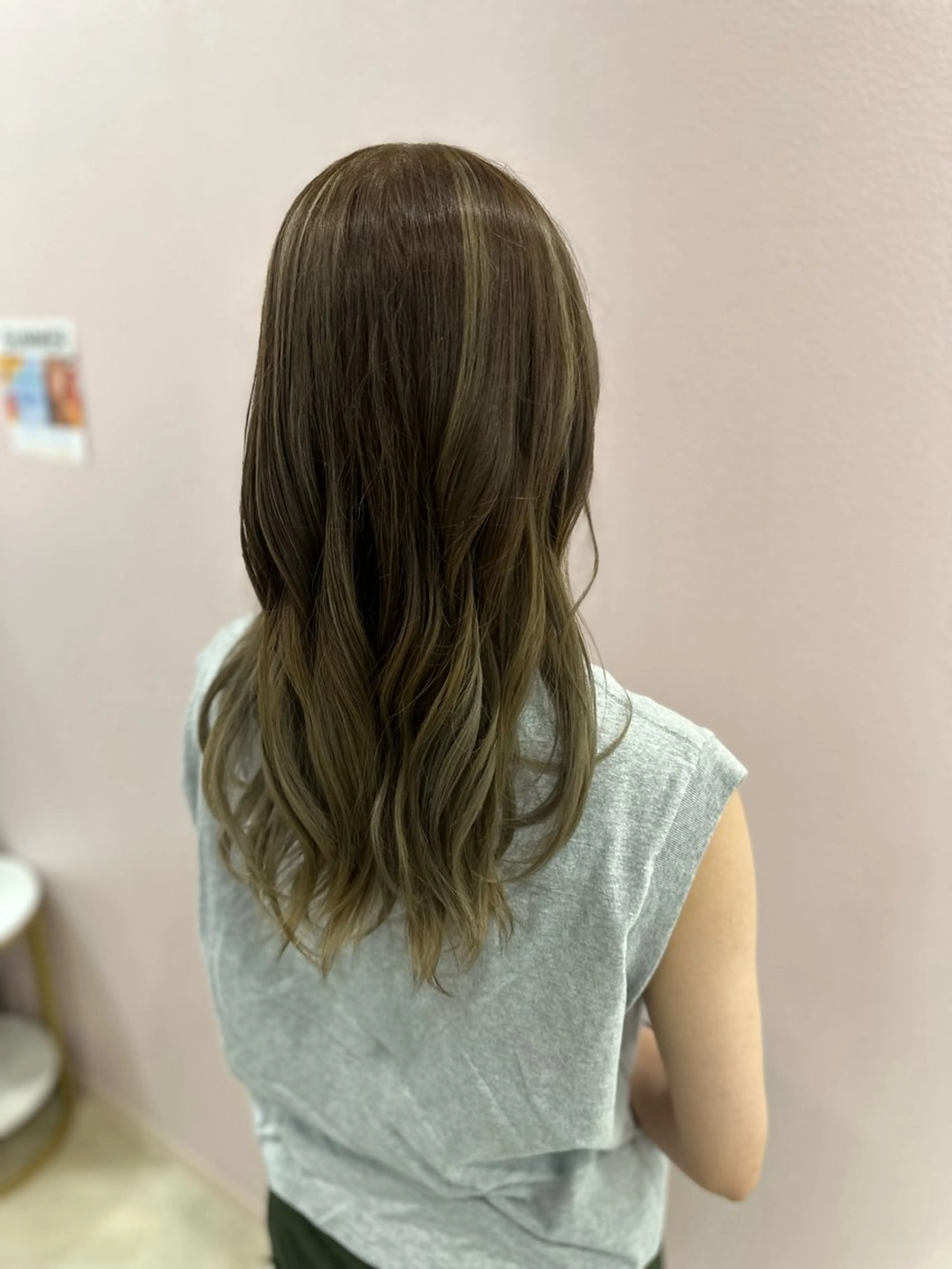 セミロング カラー バレイヤージュ グレージュ レイヤーカット 透明感カラー/韓国風 /髪質改善/ゴトウのヘアスタイル