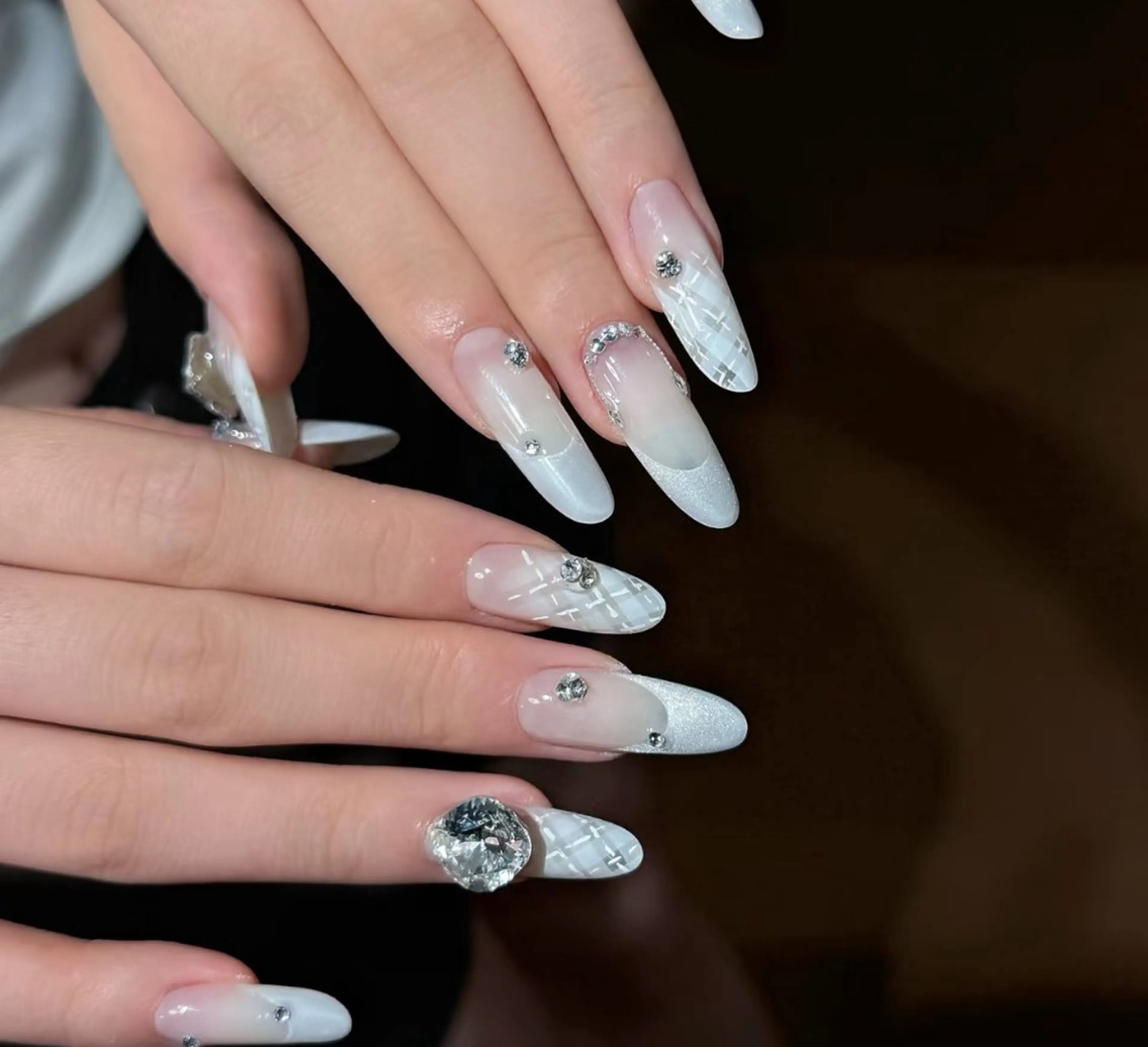 ネイル ハンドネイル ハンドケア 🍑 momo_nailのネイルデザイン