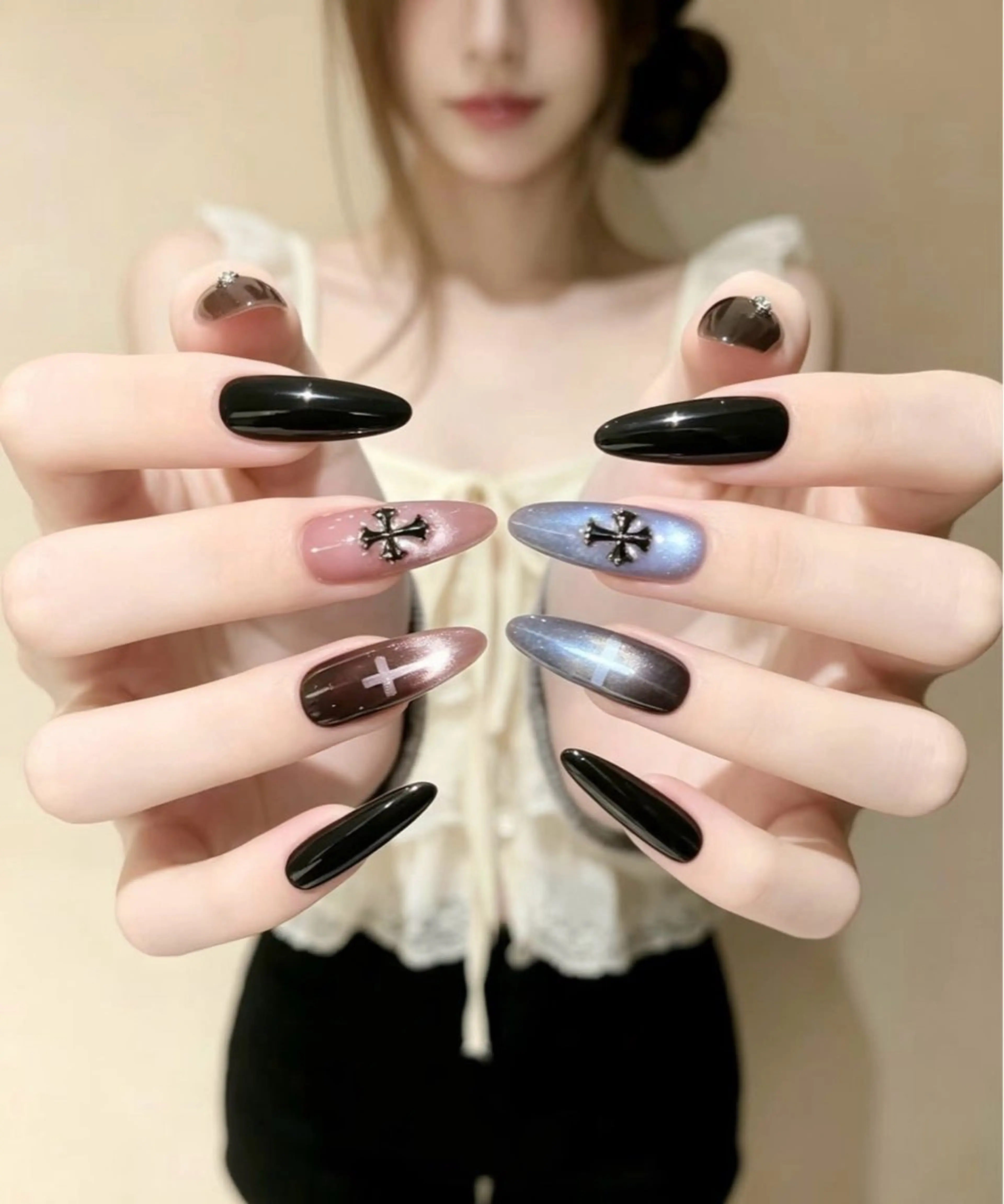 ネイル ジェルネイル マグネットネイル ハンドネイル YUKI NAILのネイルデザイン