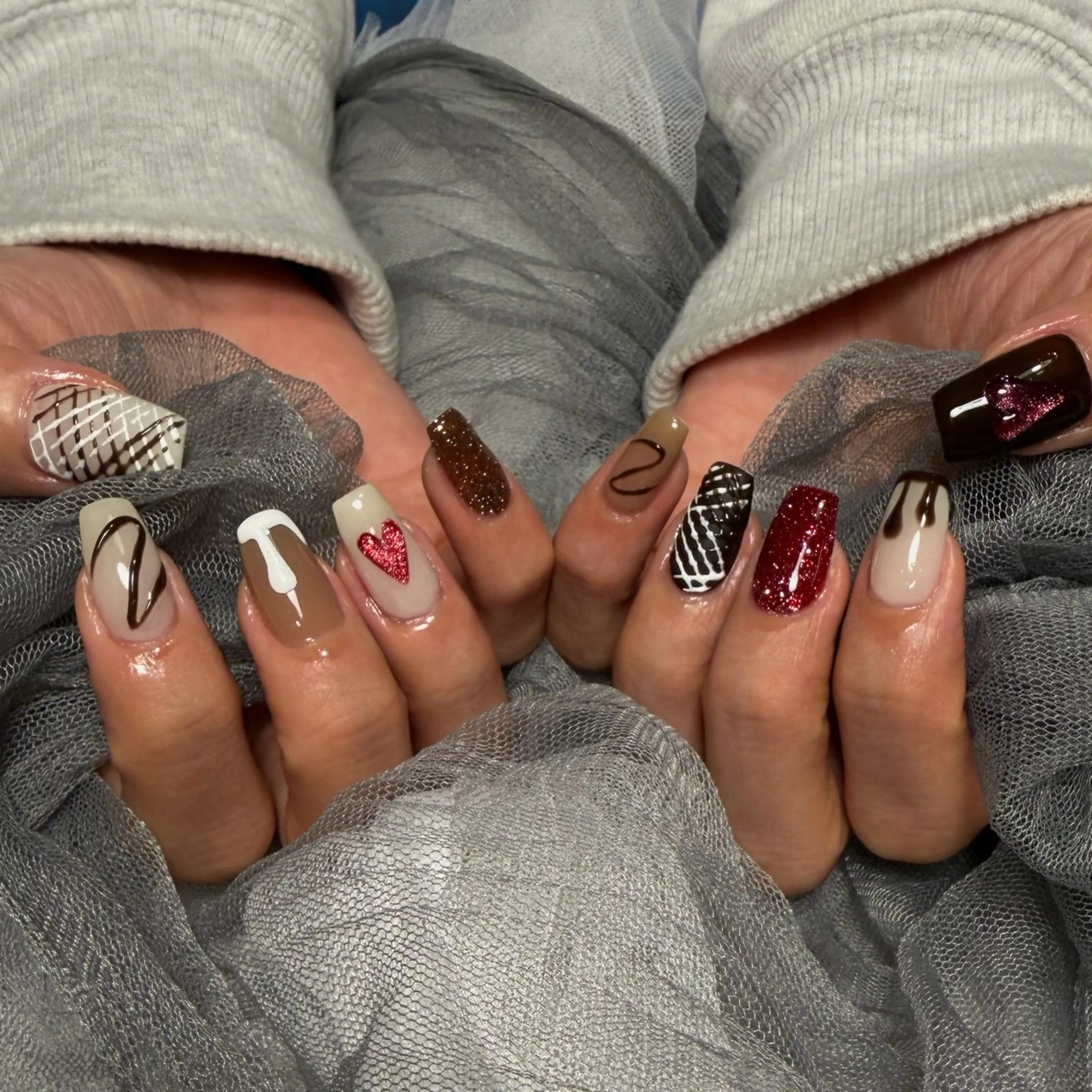 ネイル ハンドネイル 鈴木 るなのネイルデザイン