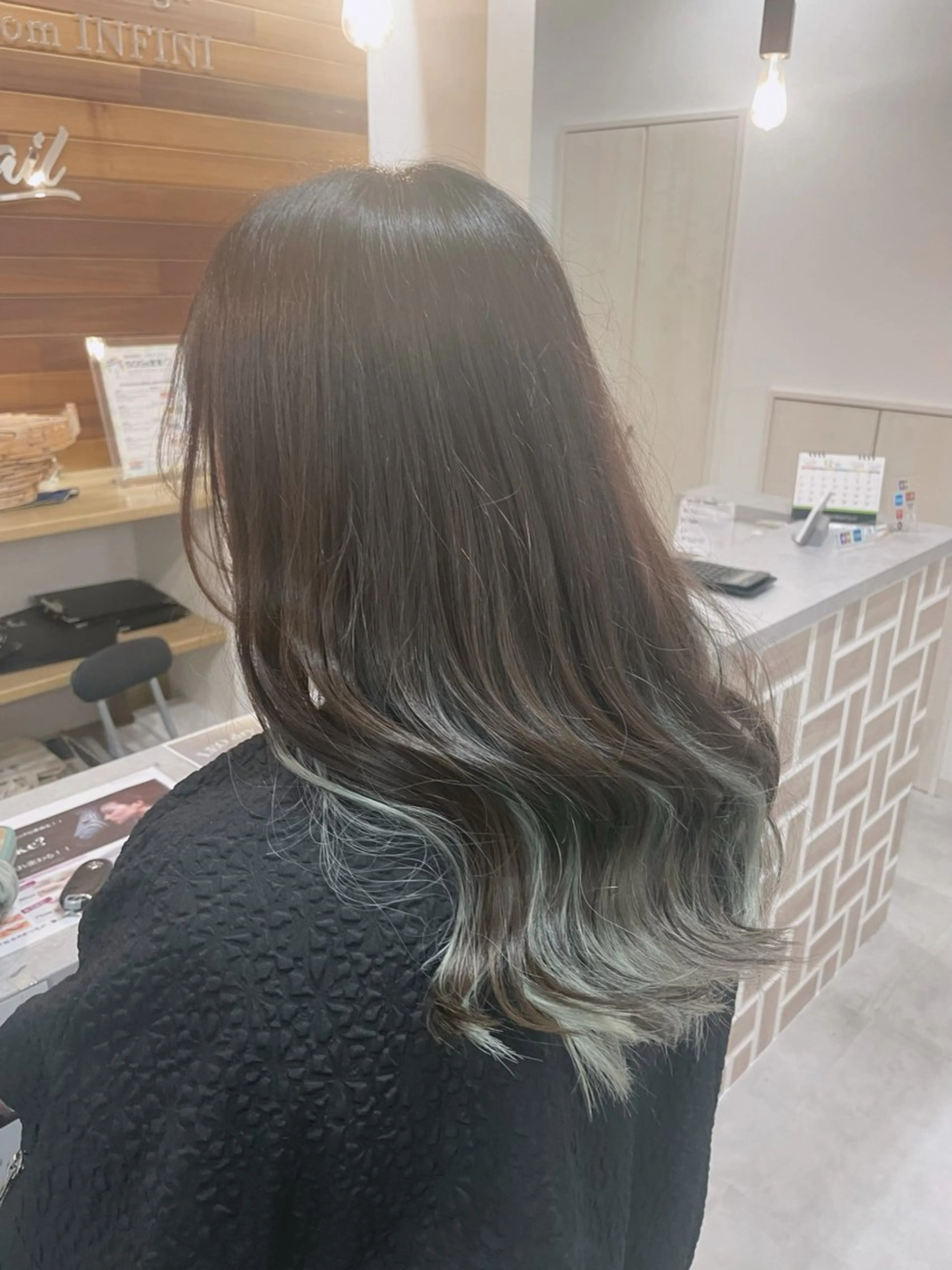 ロング no4ナチュラル戸祭所属・山越 美裕樹のヘアスタイル