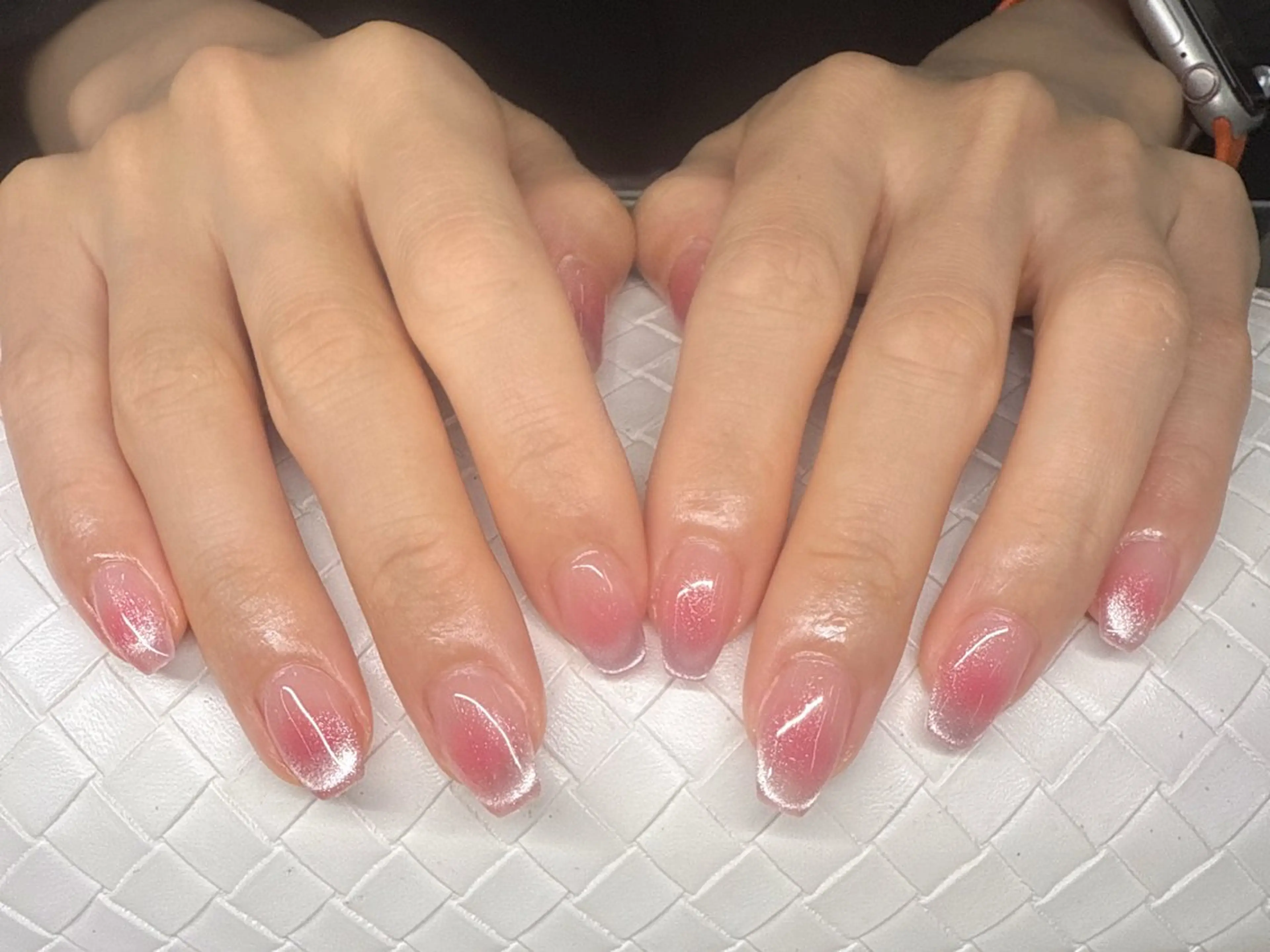 ネイル 長さ出し フットネイル フレンチネイル ジェルネイル ガーリー ハンドネイル フットネイル ハンドケア NYネイルサロン 千葉中央店のネイルデザイン