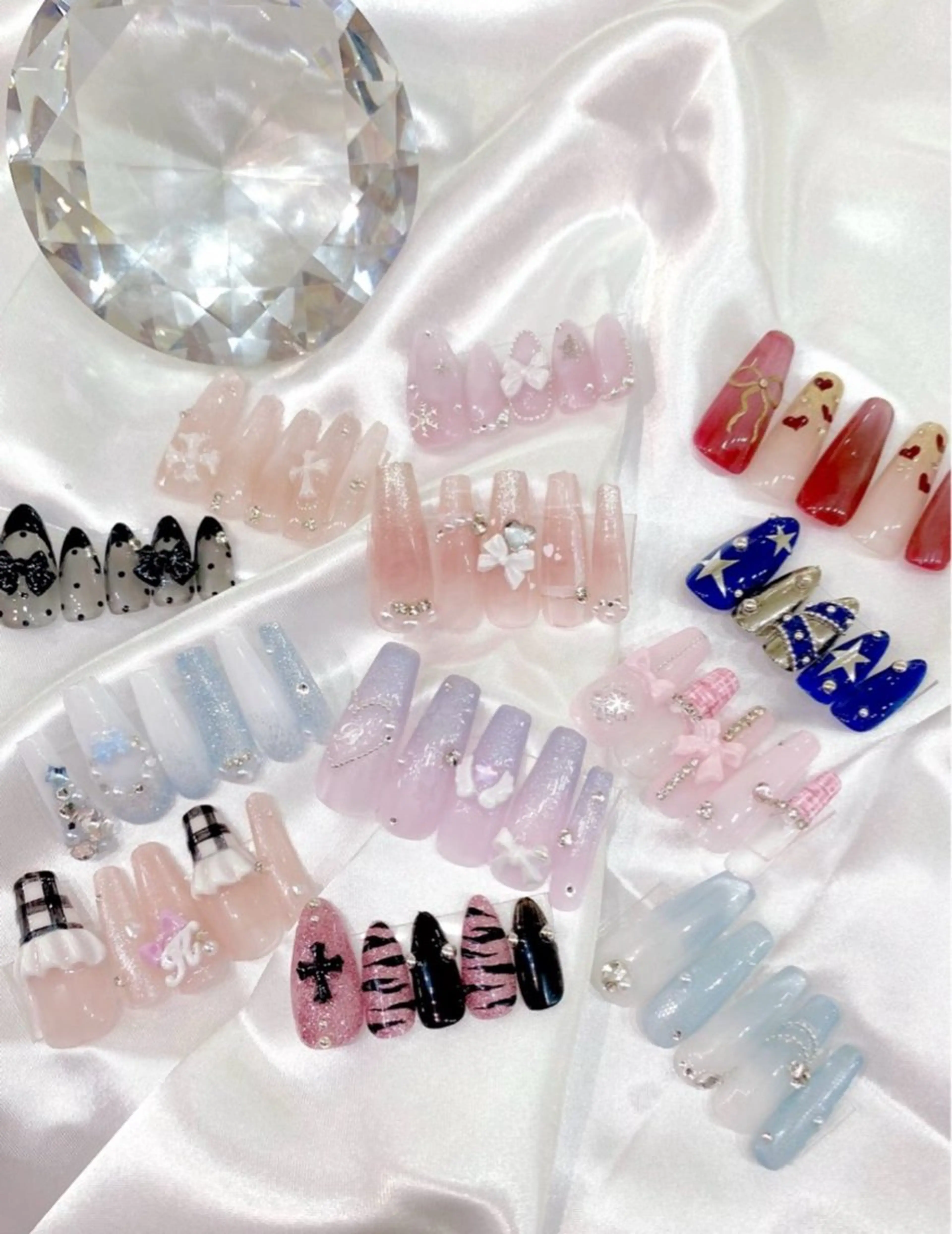 ネイル ハンドネイル ️🫧みつき/ 渋谷/痛ネイル️🫧のネイルデザイン