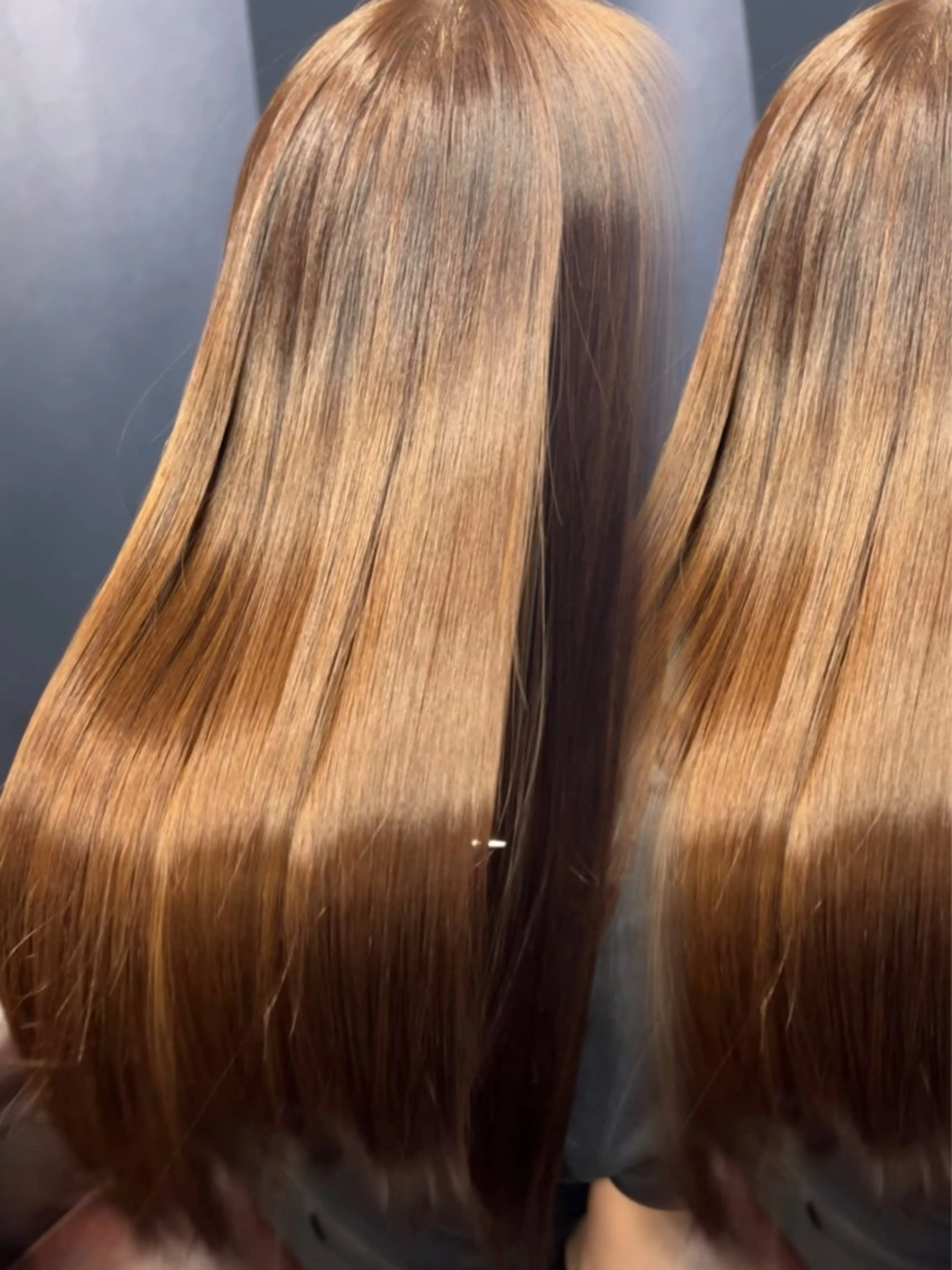 ロング カラー ブリーチ ブリーチなしカラー 髪質改善 ヘアカラー トリートメント ヘッドスパ ヘアセット 透明感グレージュ/ YUNAのヘアスタイル