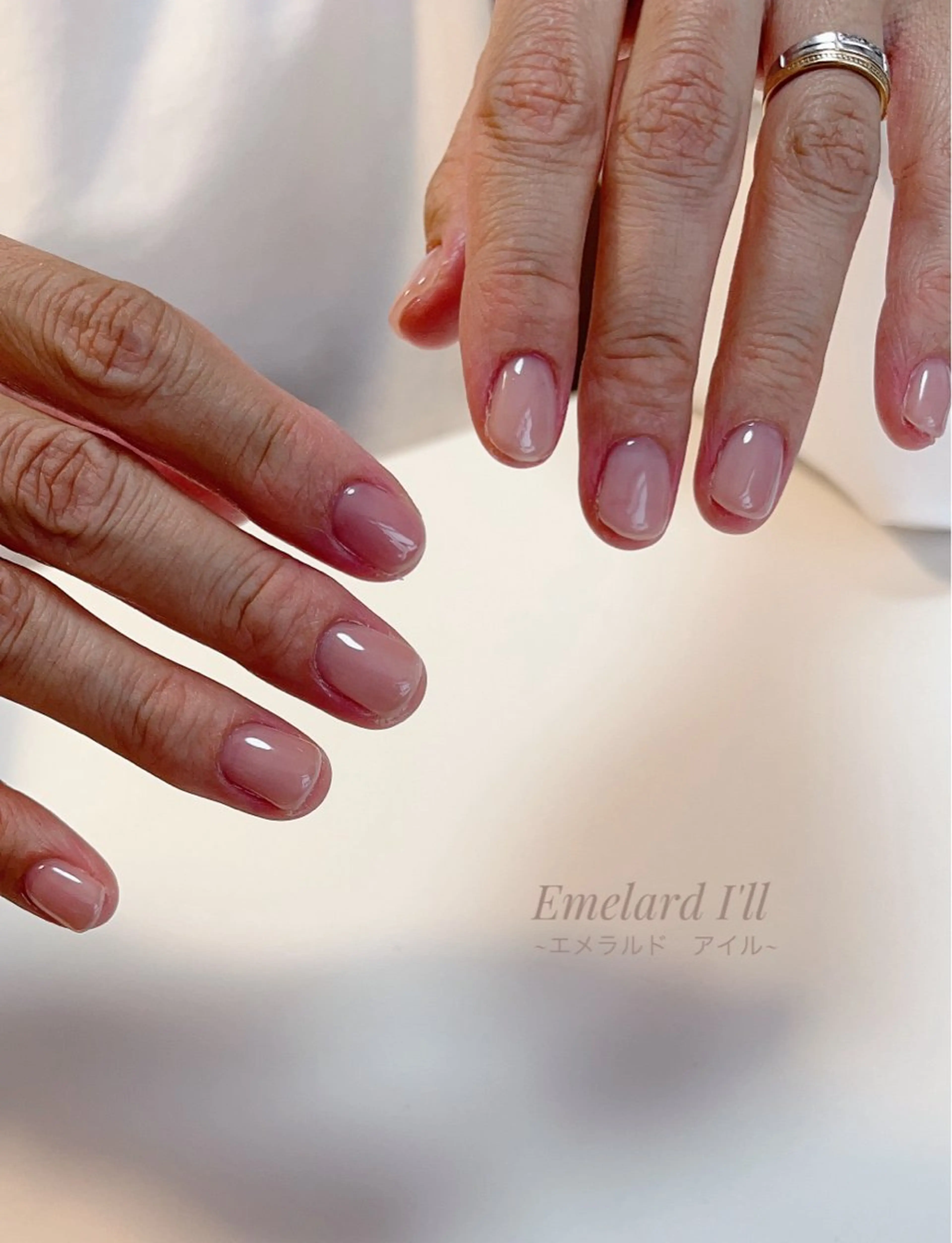 ネイル オフィスネイル ワンカラーネイル ハンドネイル 沖縄市ネイルサロン エメラルドアイルのネイルデザイン