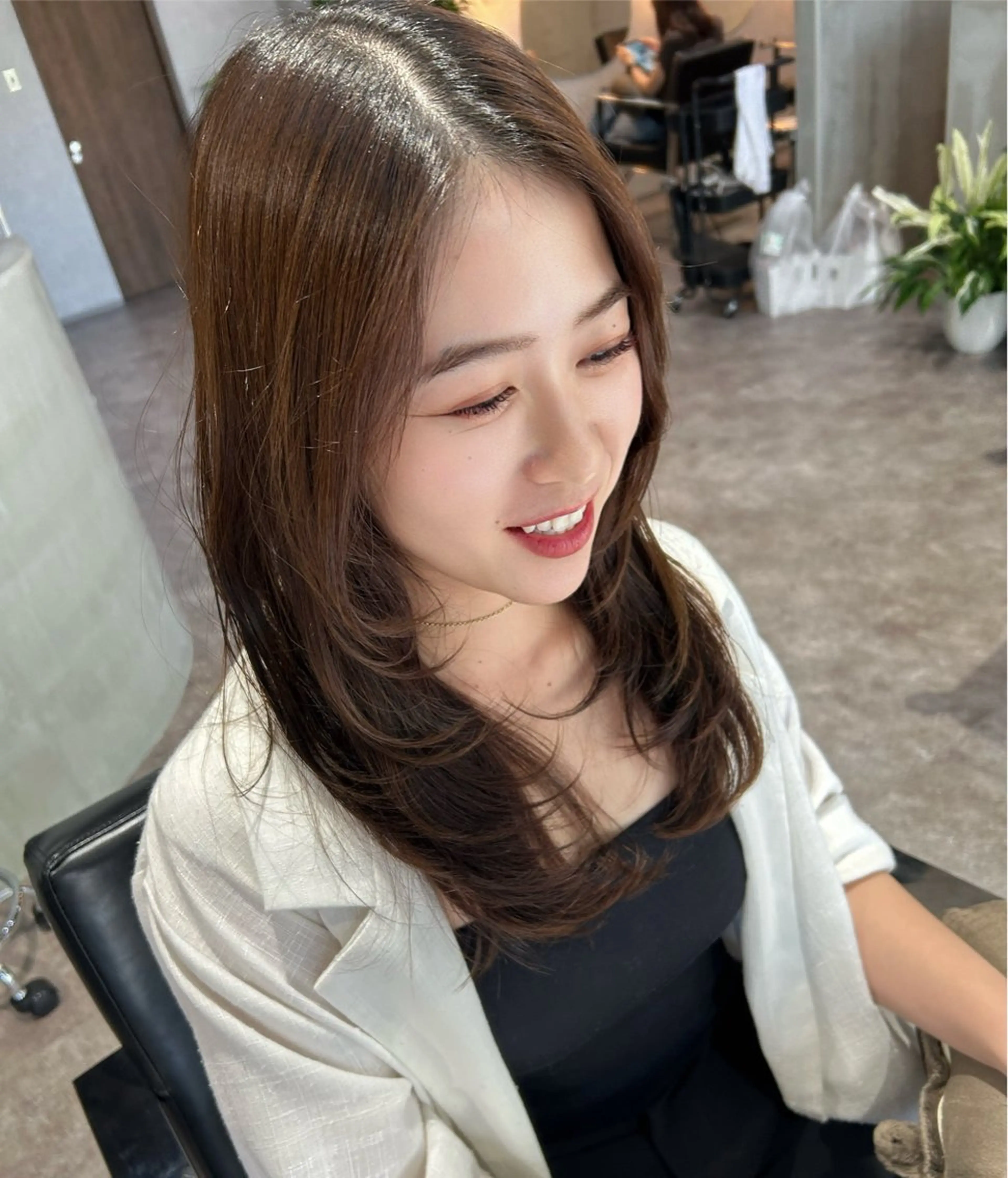 ミディアム カラー 井手 素子のヘアスタイル