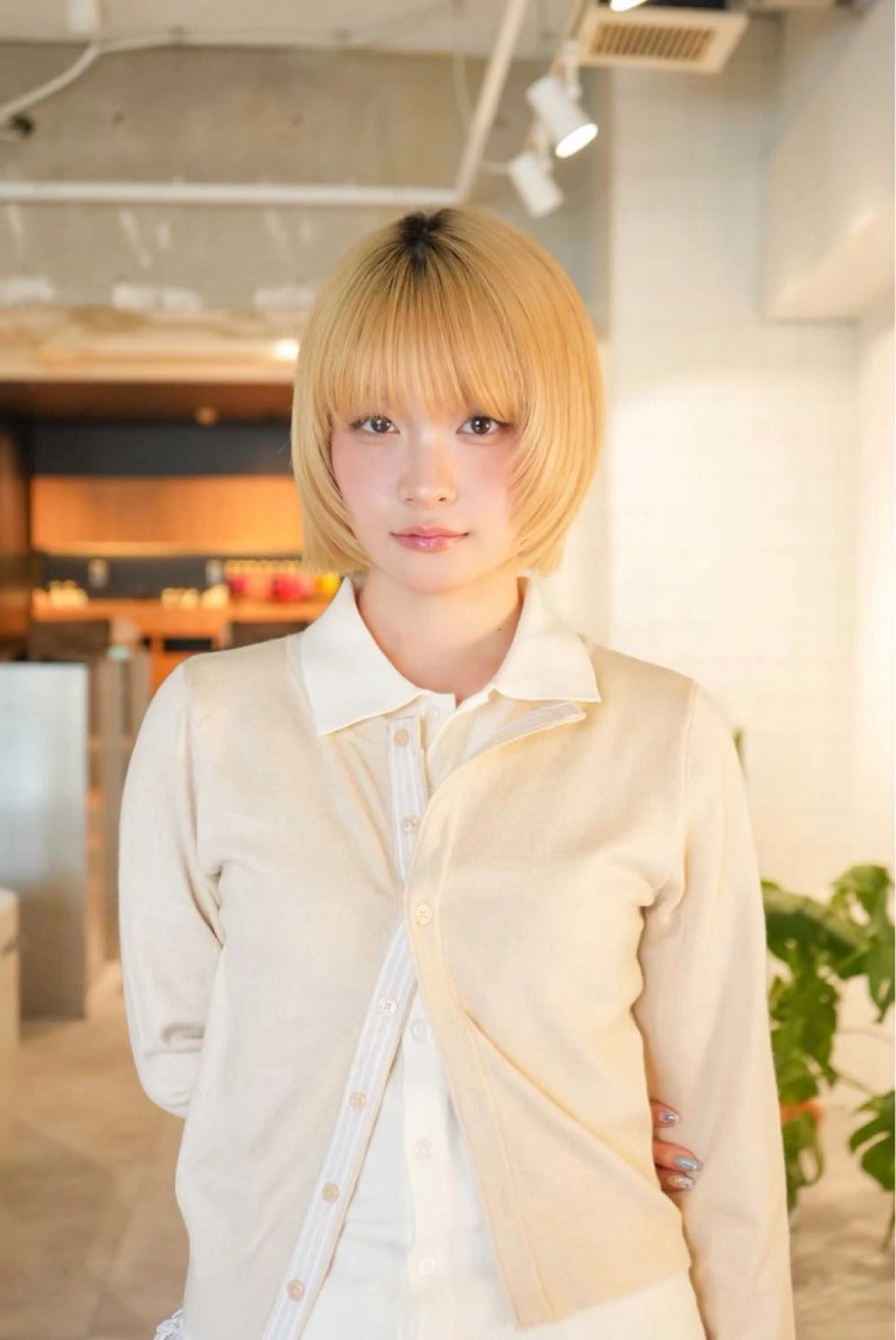 ショート 草野ゆずき⌇縮毛矯正 ⌇Wカラー⌇レイヤーのヘアスタイル