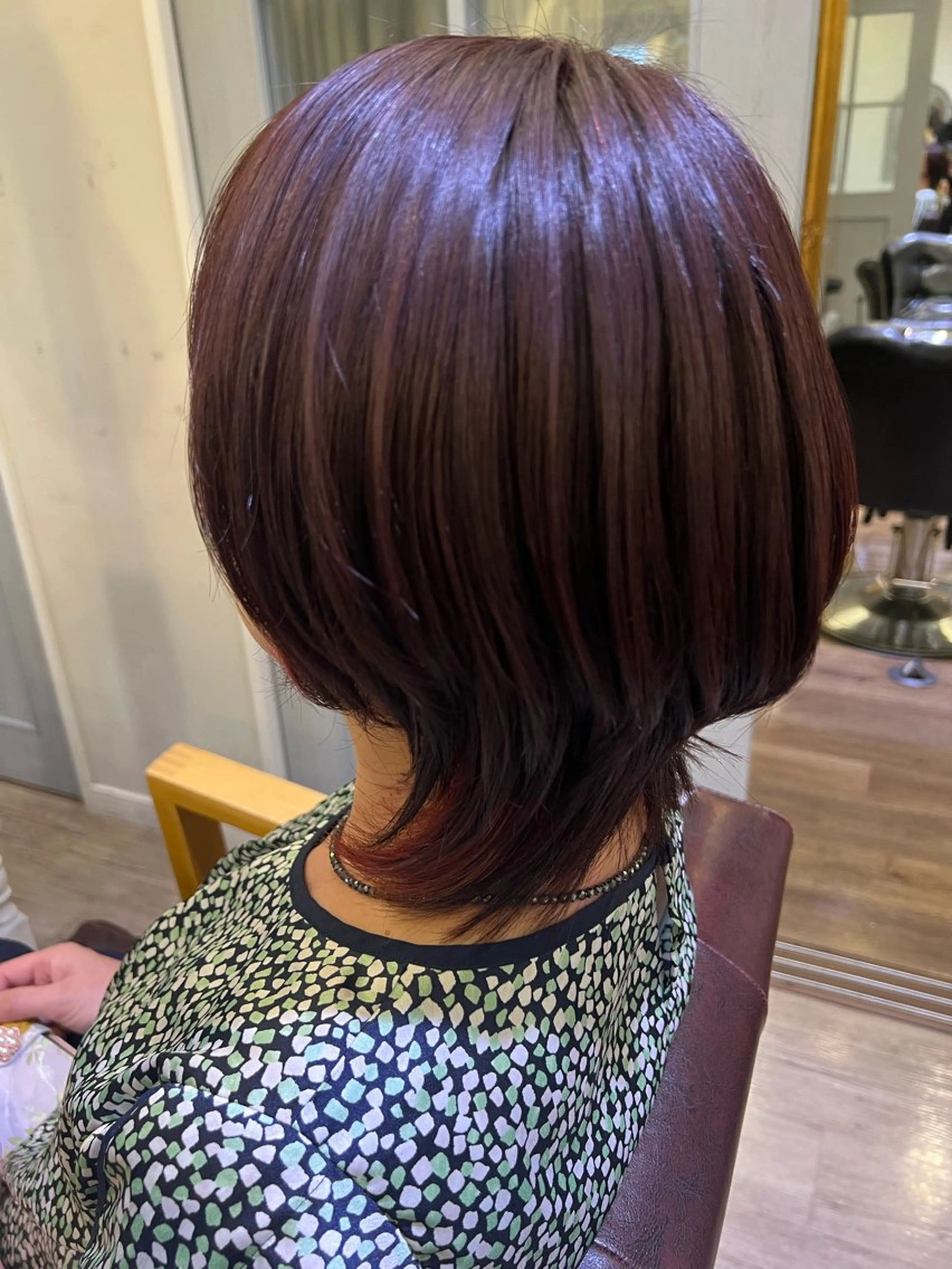 ショート カラー デザインカラー 小澤 弘美のヘアスタイル