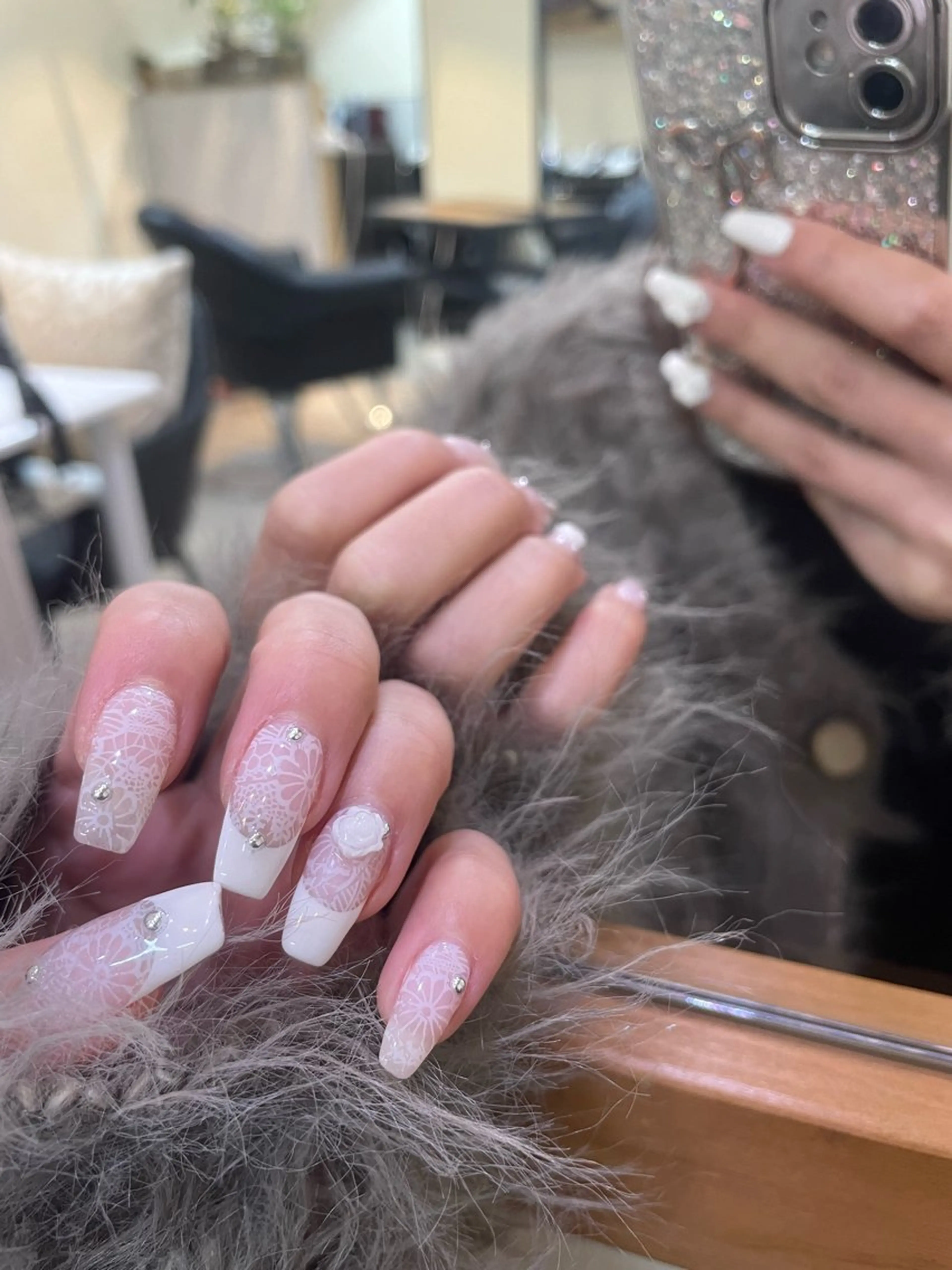 セミロング ハンドネイル Aki ୨୧のネイルデザイン