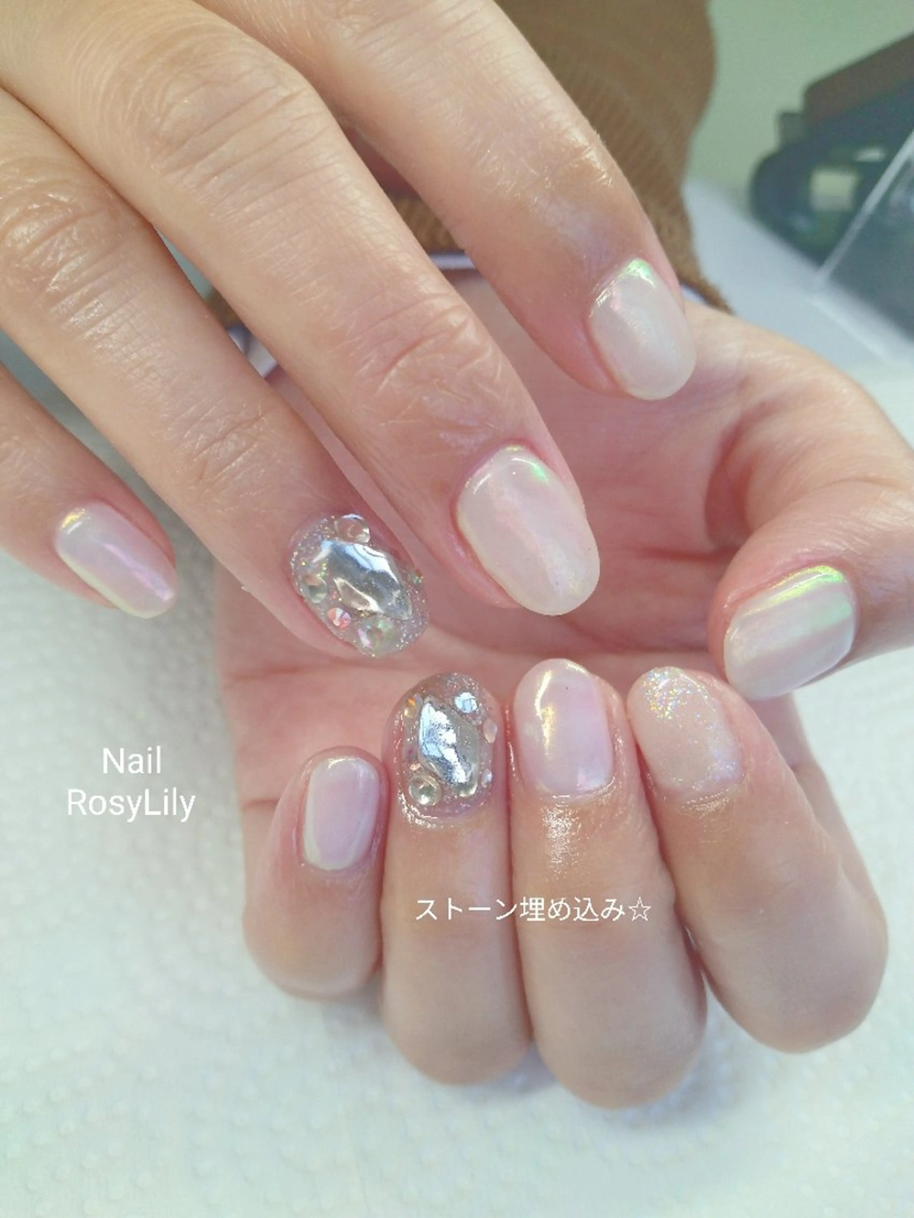 ネイル ミラーネイル ストーンネイル ハンドネイル ハンドケア プライベートサロン Rosy Lilyのネイルデザイン