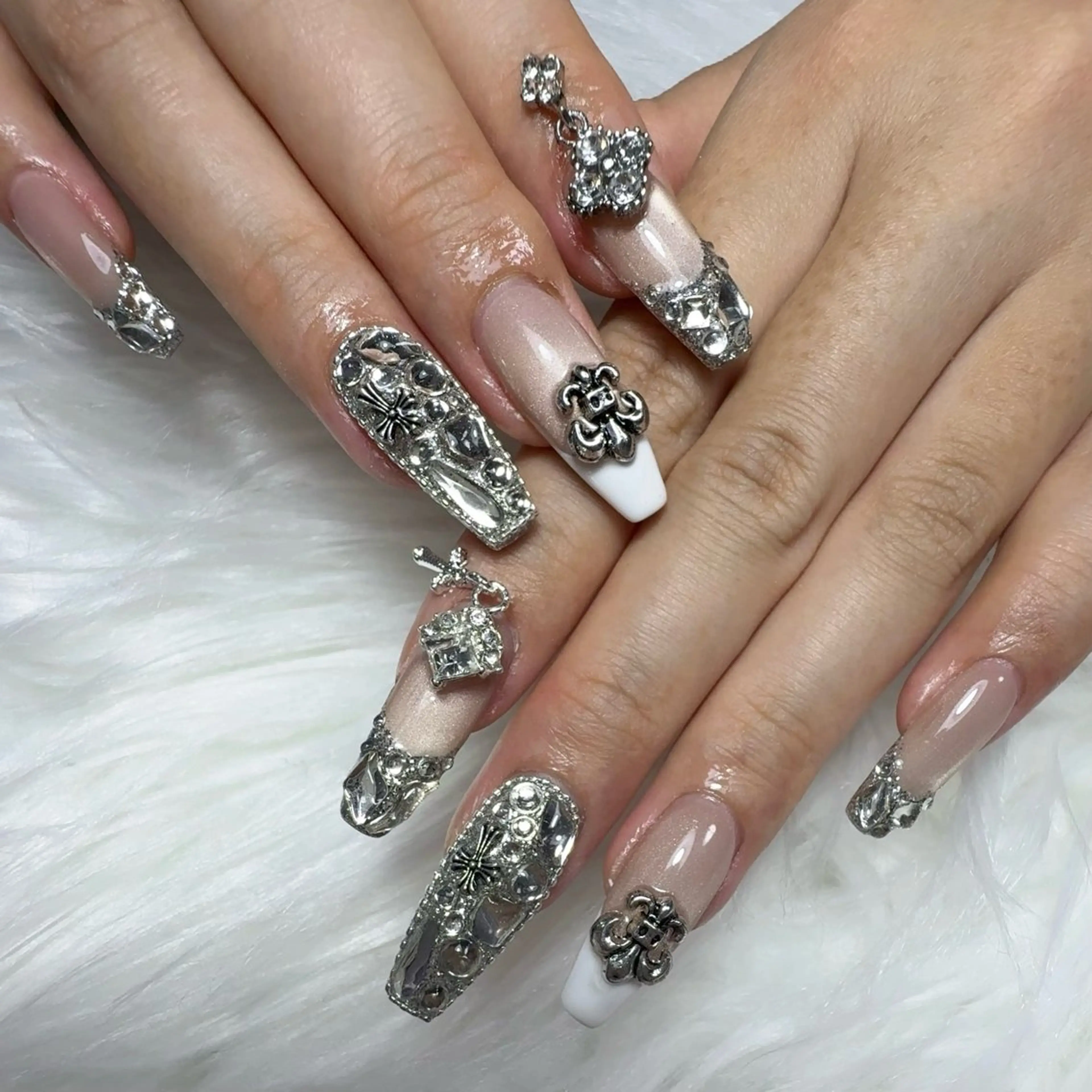 ネイル 持ち込み ハンドネイル L'ino nailのネイルデザイン