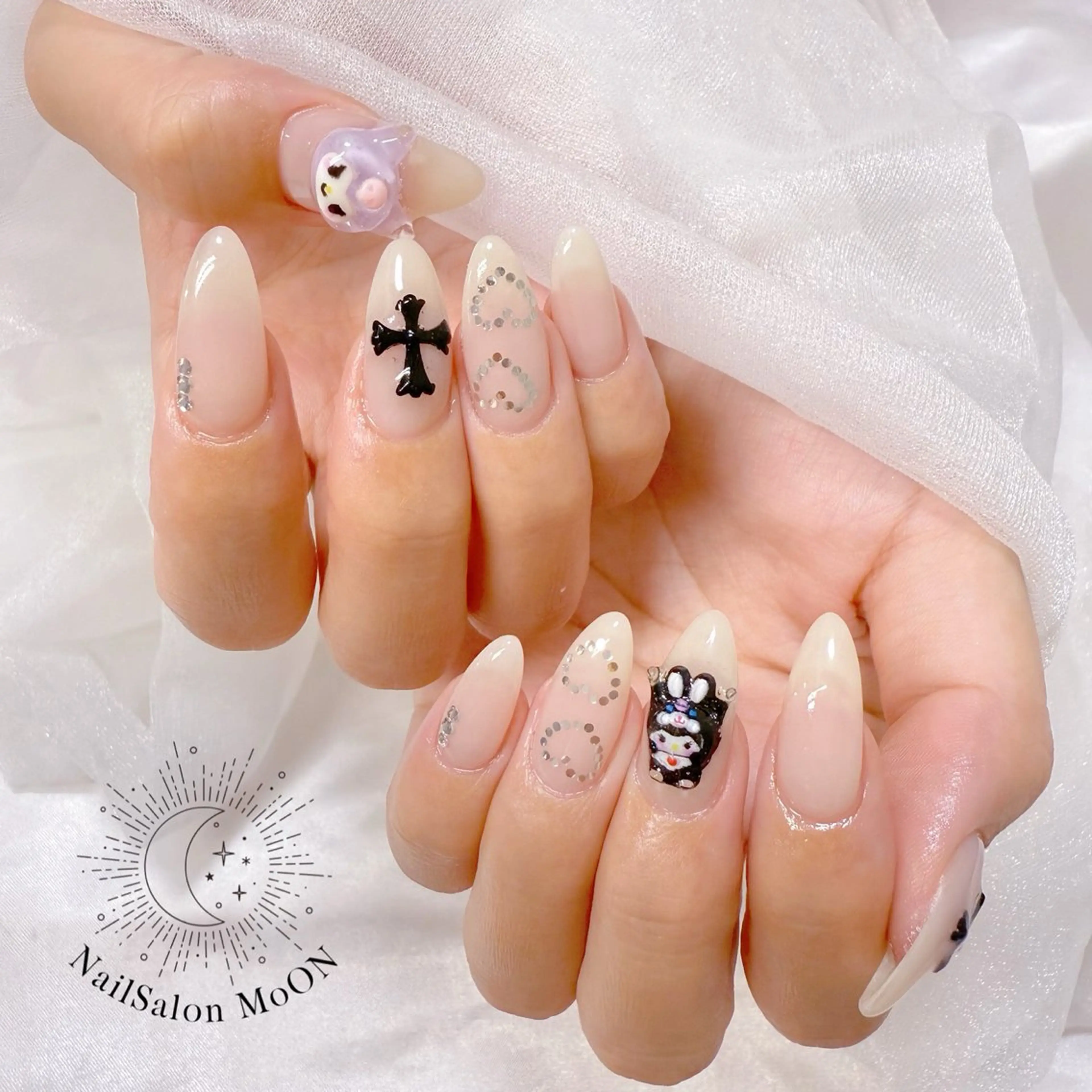 ネイル ハンドネイル ハンドケア MoON...❤︎ MeGuのネイルデザイン