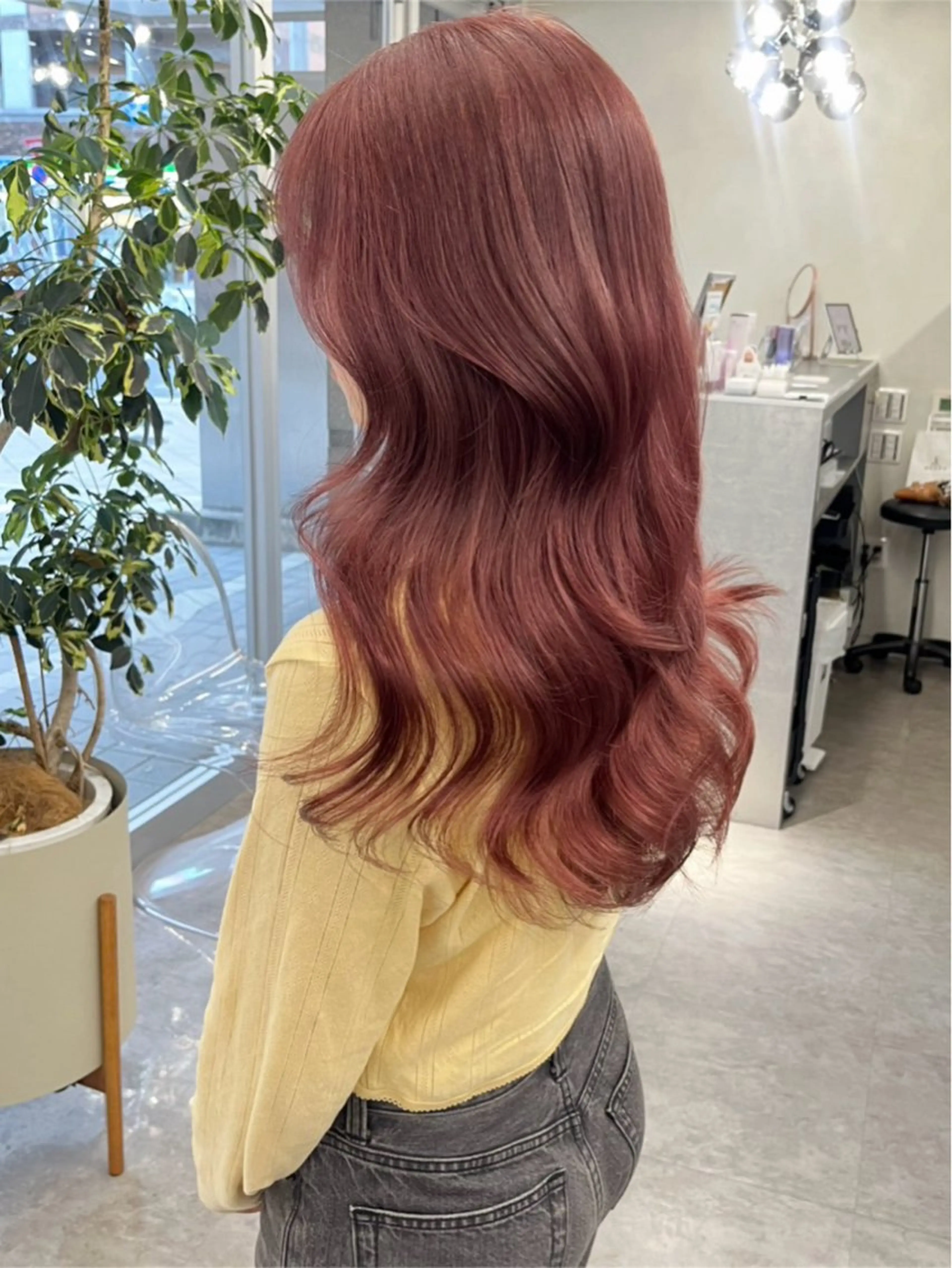 セミロング ヘアカラー tint 大阪梅田 【sena】のヘアスタイル