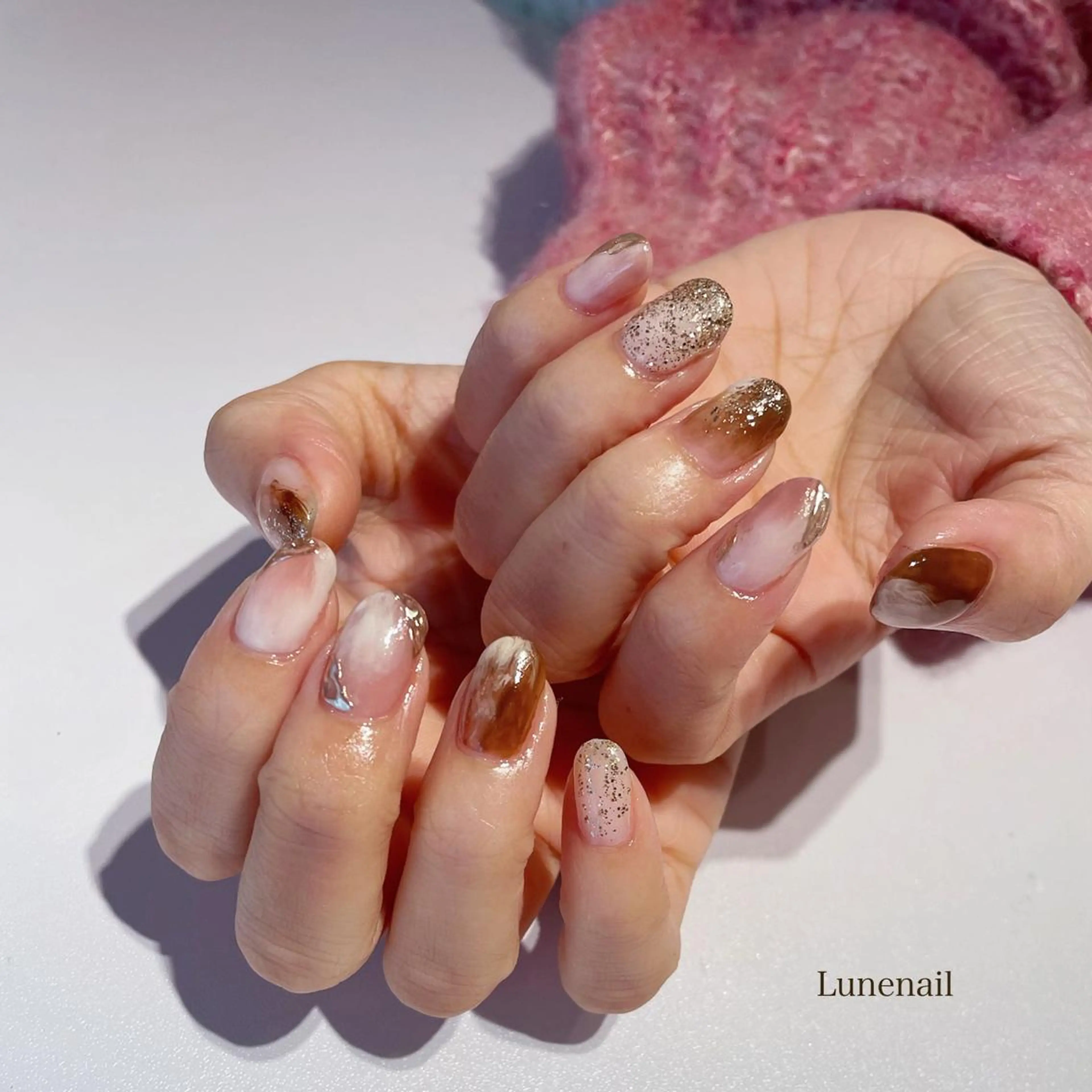 ミディアム ハンドネイル Lune nailのネイルデザイン