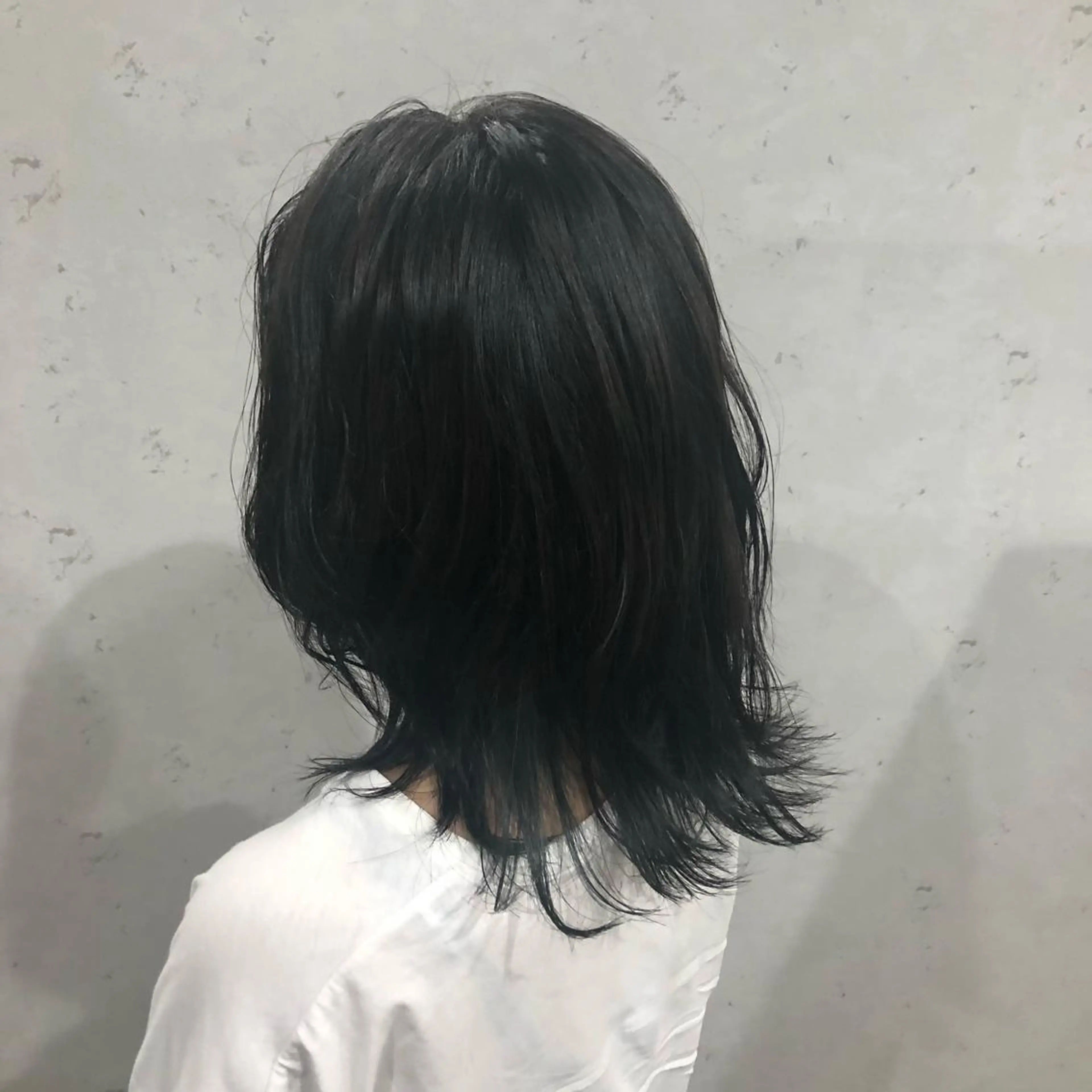 ミディアム カラー ブルーカラー ブルージュ インナーカラー ナチュラルカラー 錦糸町【三橋衿奈】のヘアスタイル