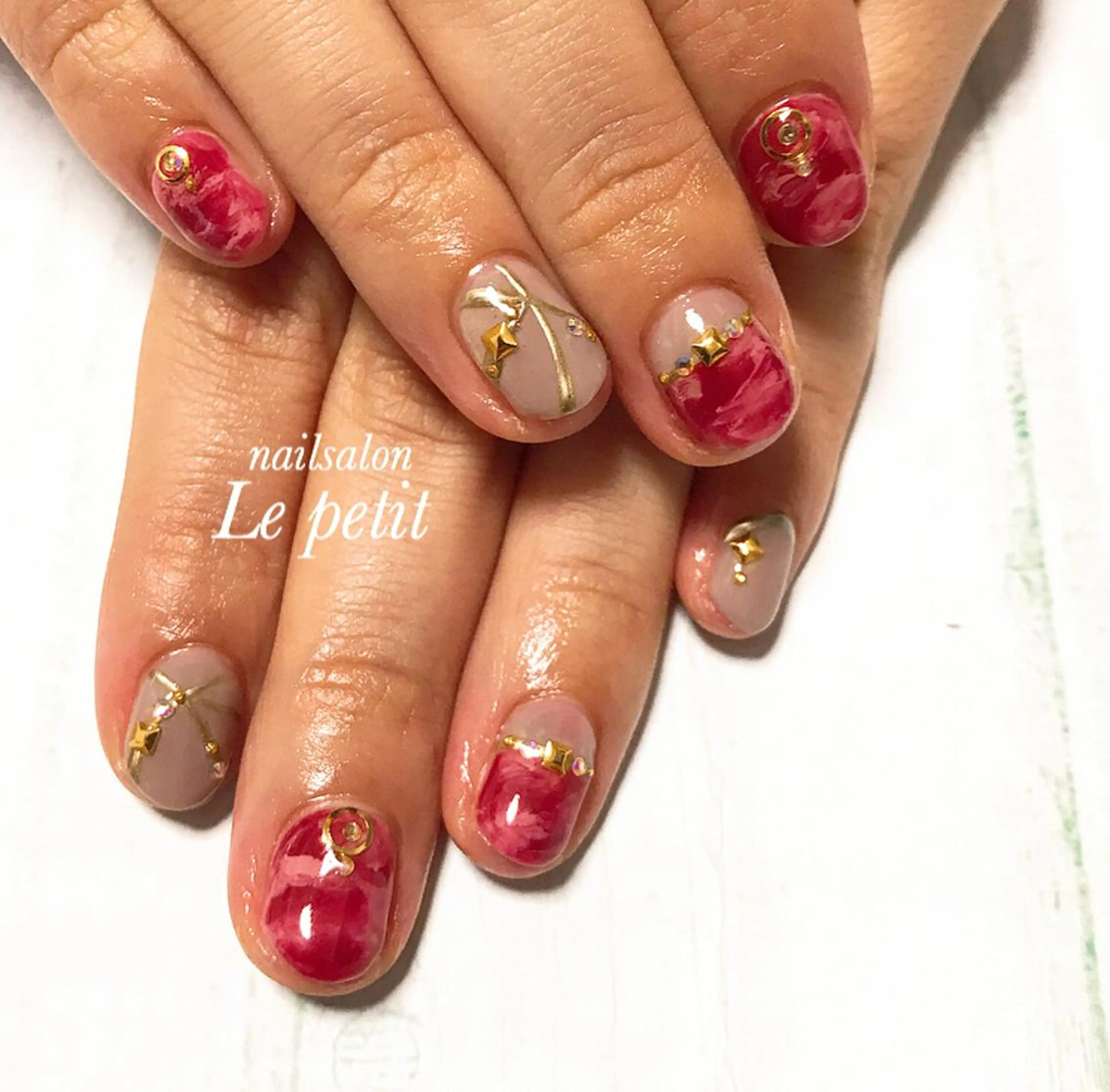 ネイル 石野 広佳のネイルデザイン