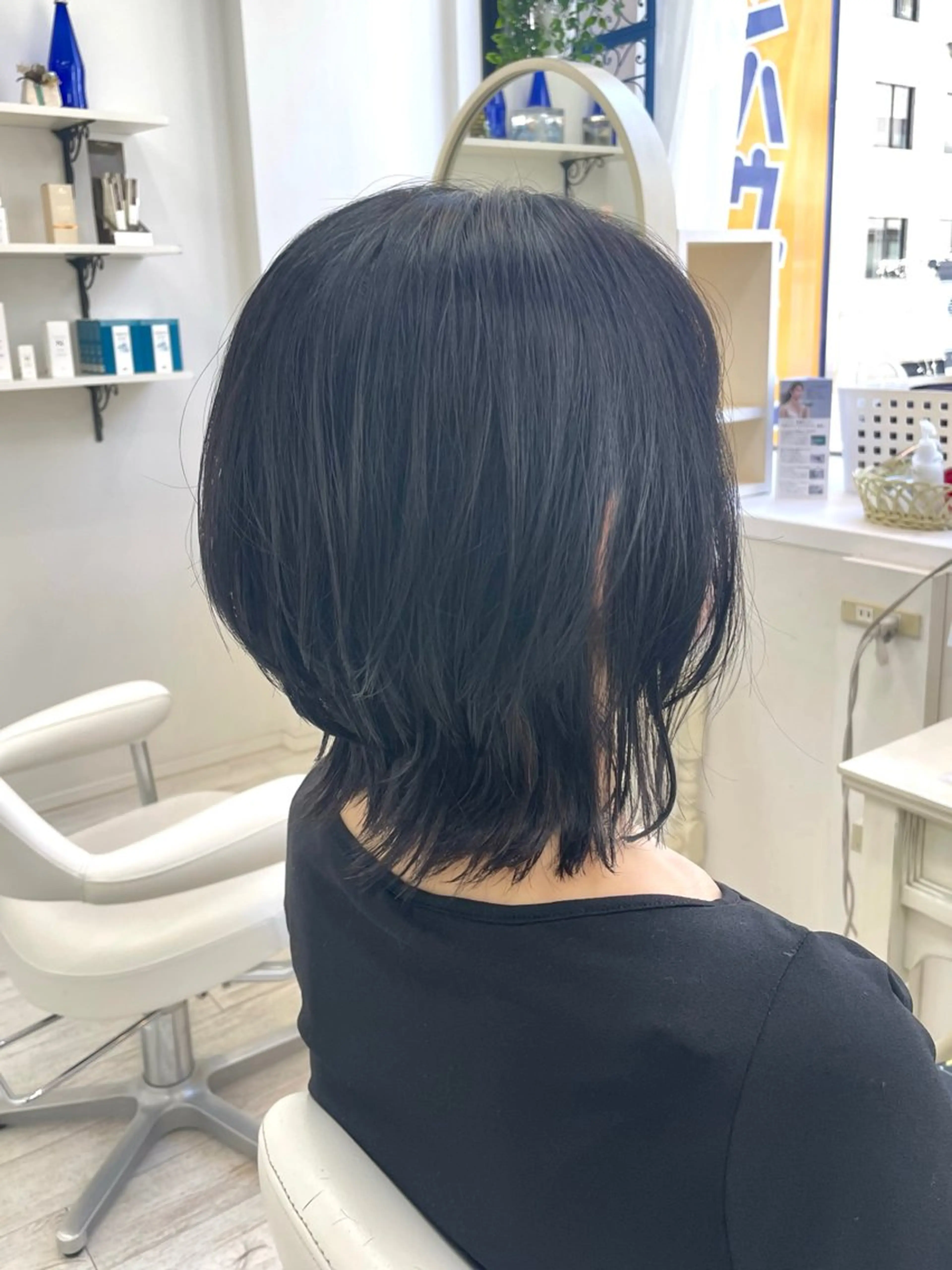 ミディアム くびれヘア ウルフカット カット 縮毛矯正 新籾 尚哉のヘアスタイル