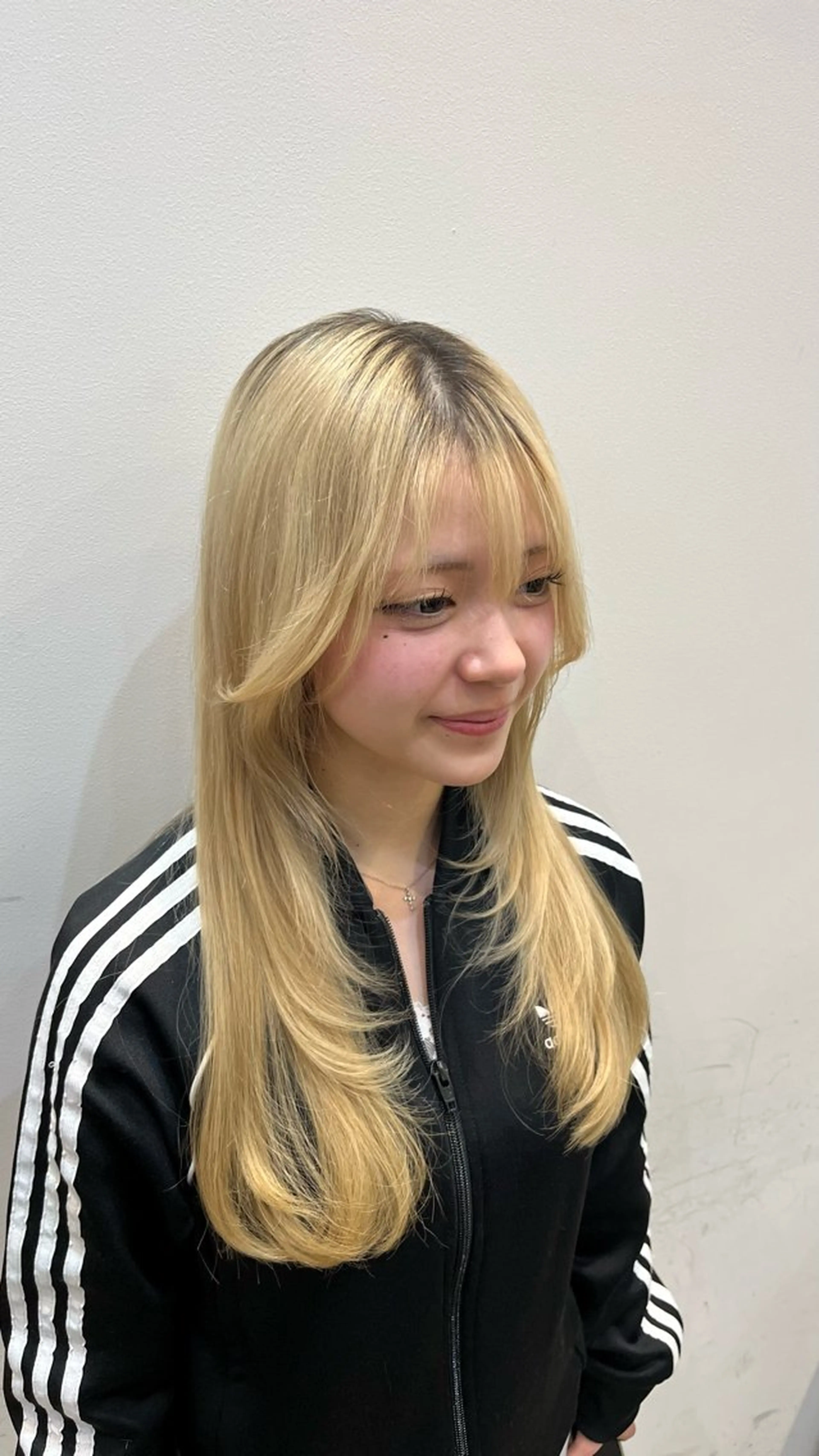 ロング 岡野 豪のヘアスタイル