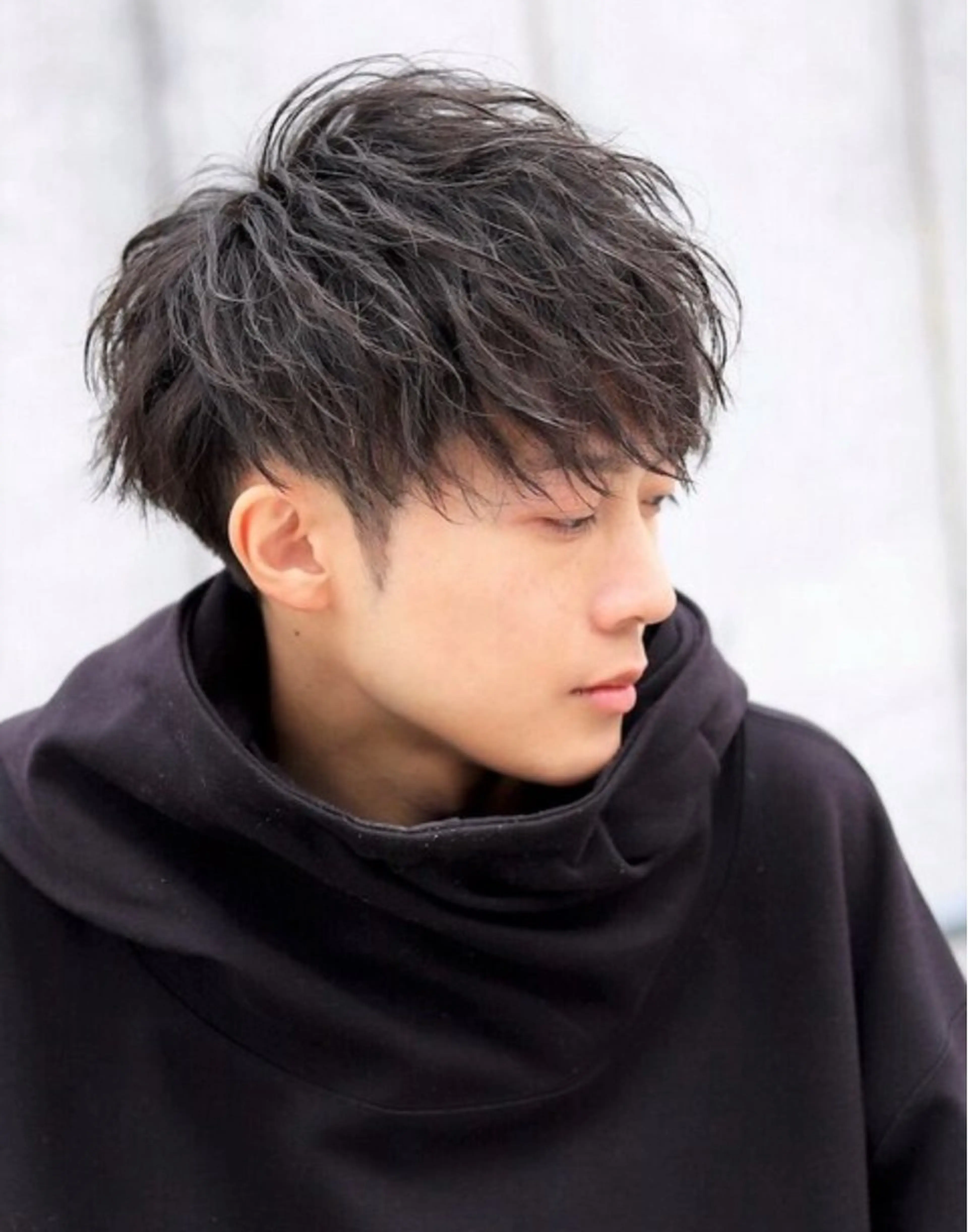 カラー 森重 創太のヘアスタイル