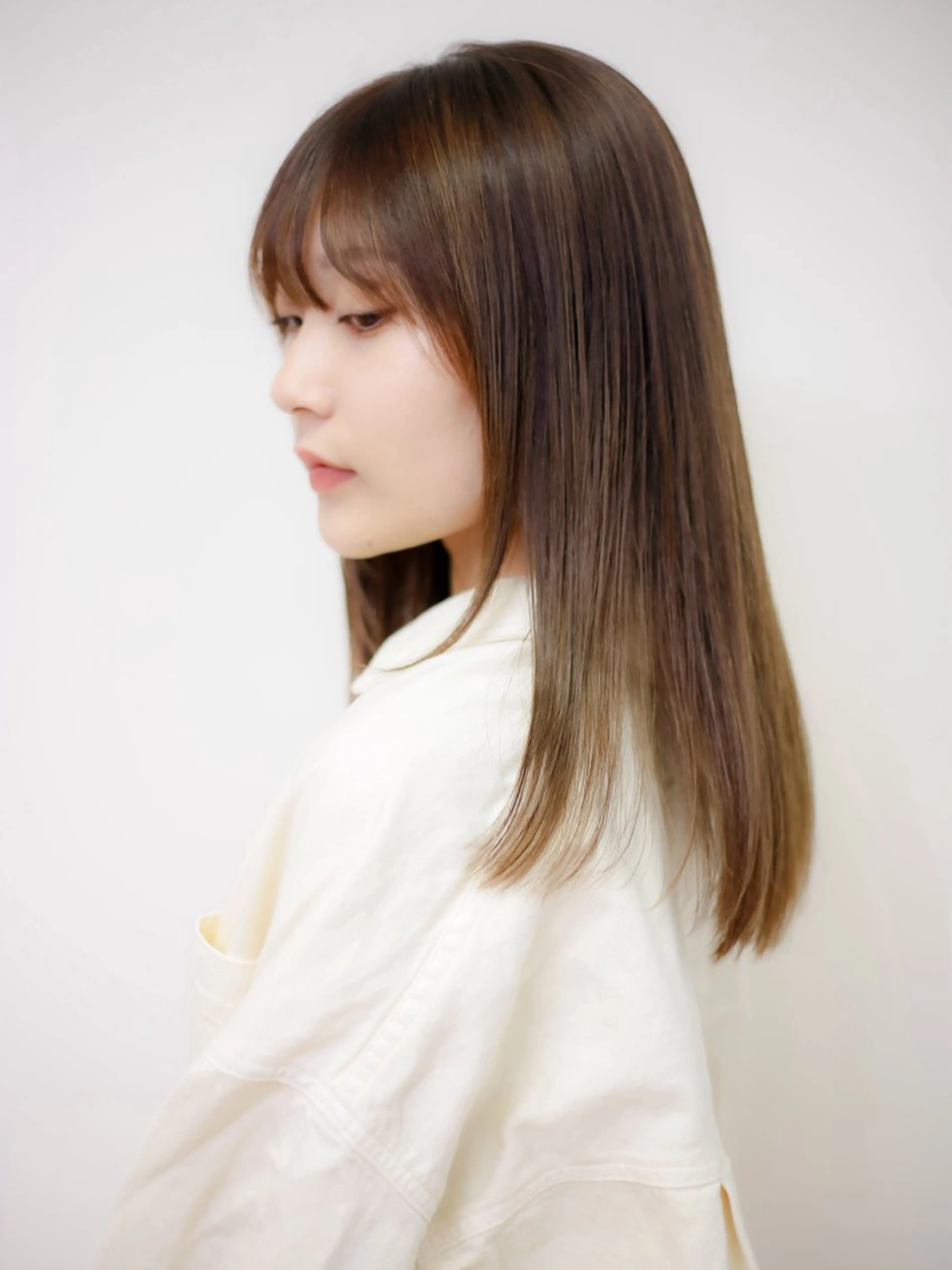 セミロング カラー 🫧【ちゅるんカラ ー】あいみ🫧のヘアスタイル