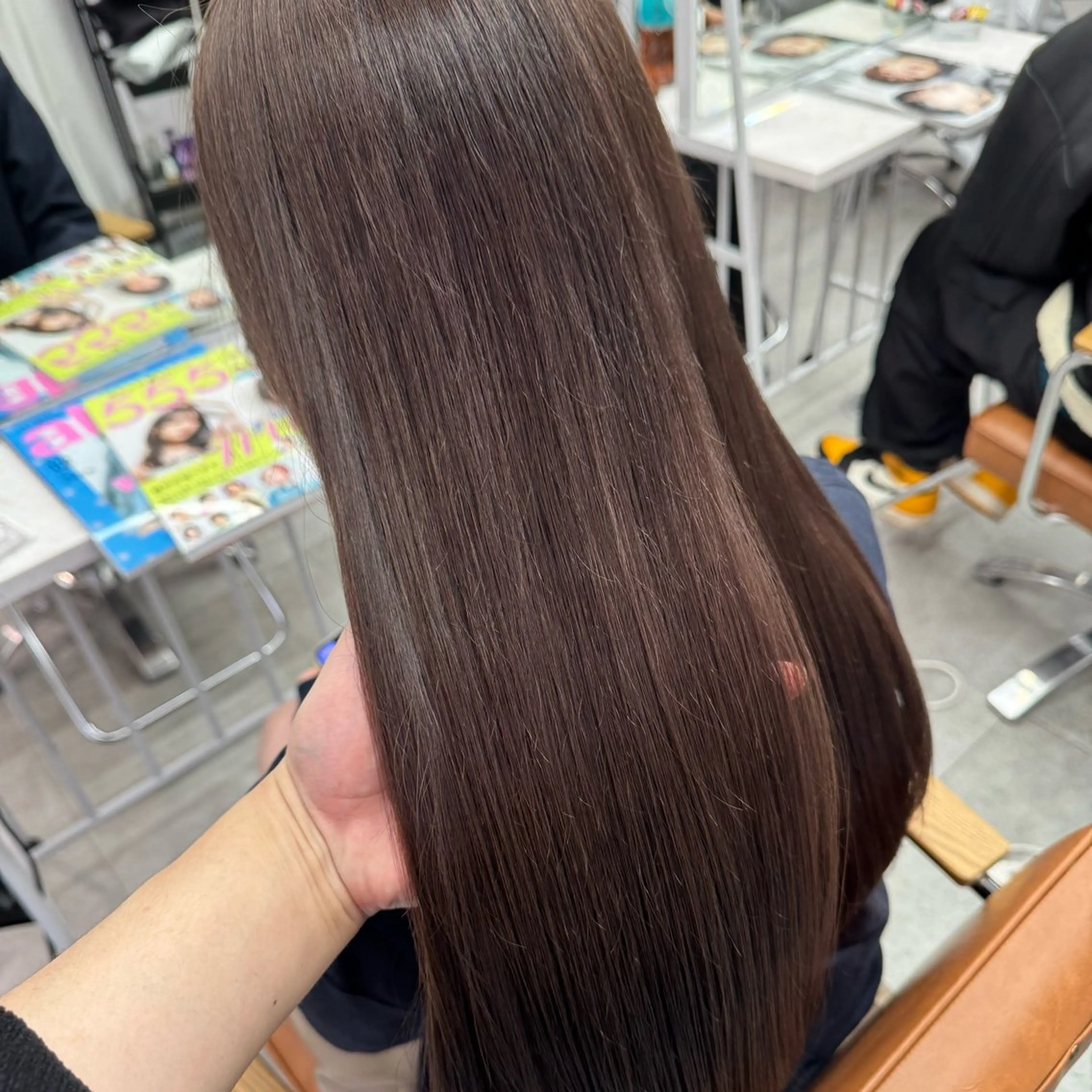 セミロング カラー ヘアアレンジ ブリーチなしカラー /新百合ヶ丘/安形翔のヘアスタイル