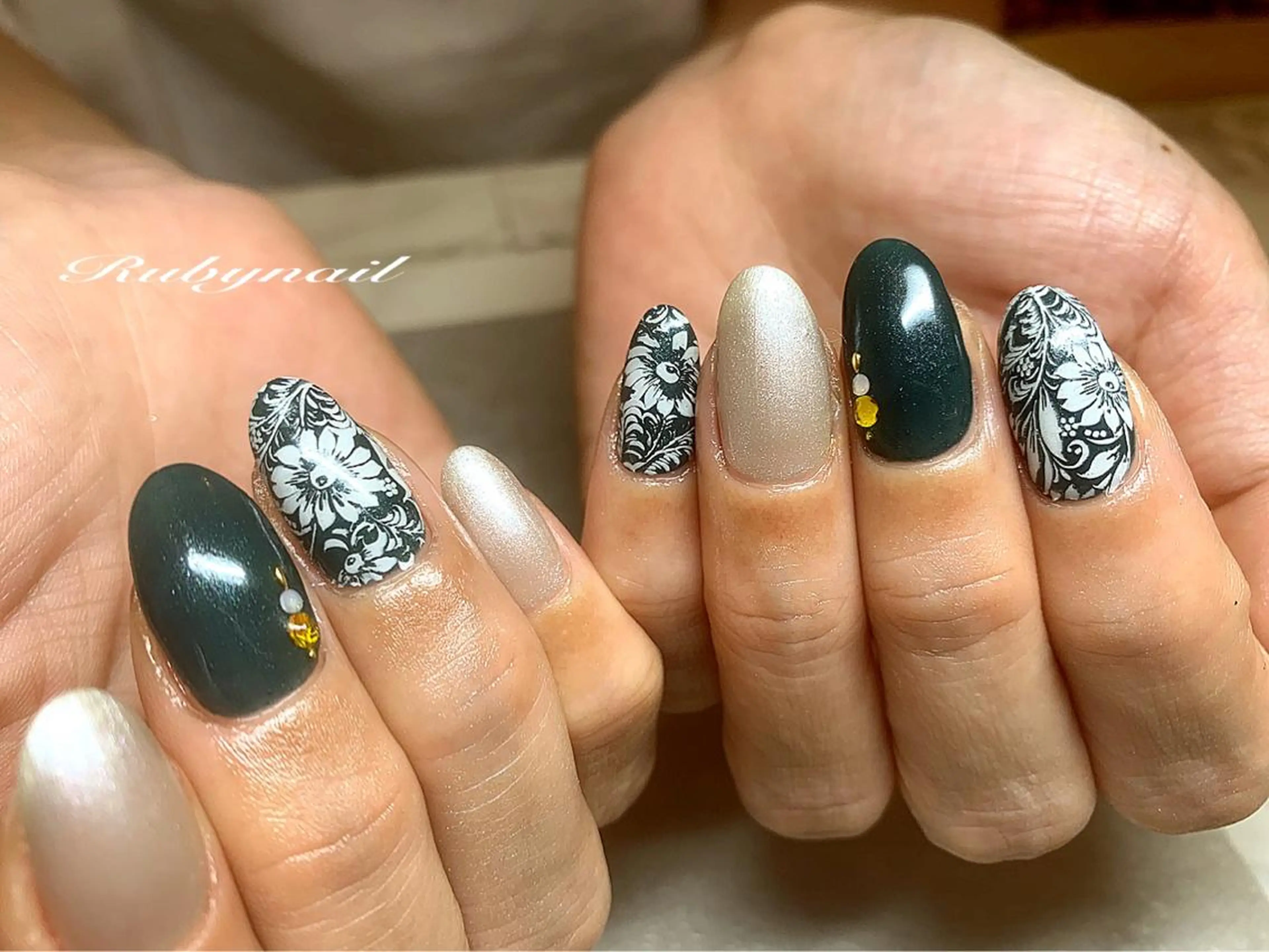 ネイル アートネイル グリーン プライベートサロン Rubynailのネイルデザイン