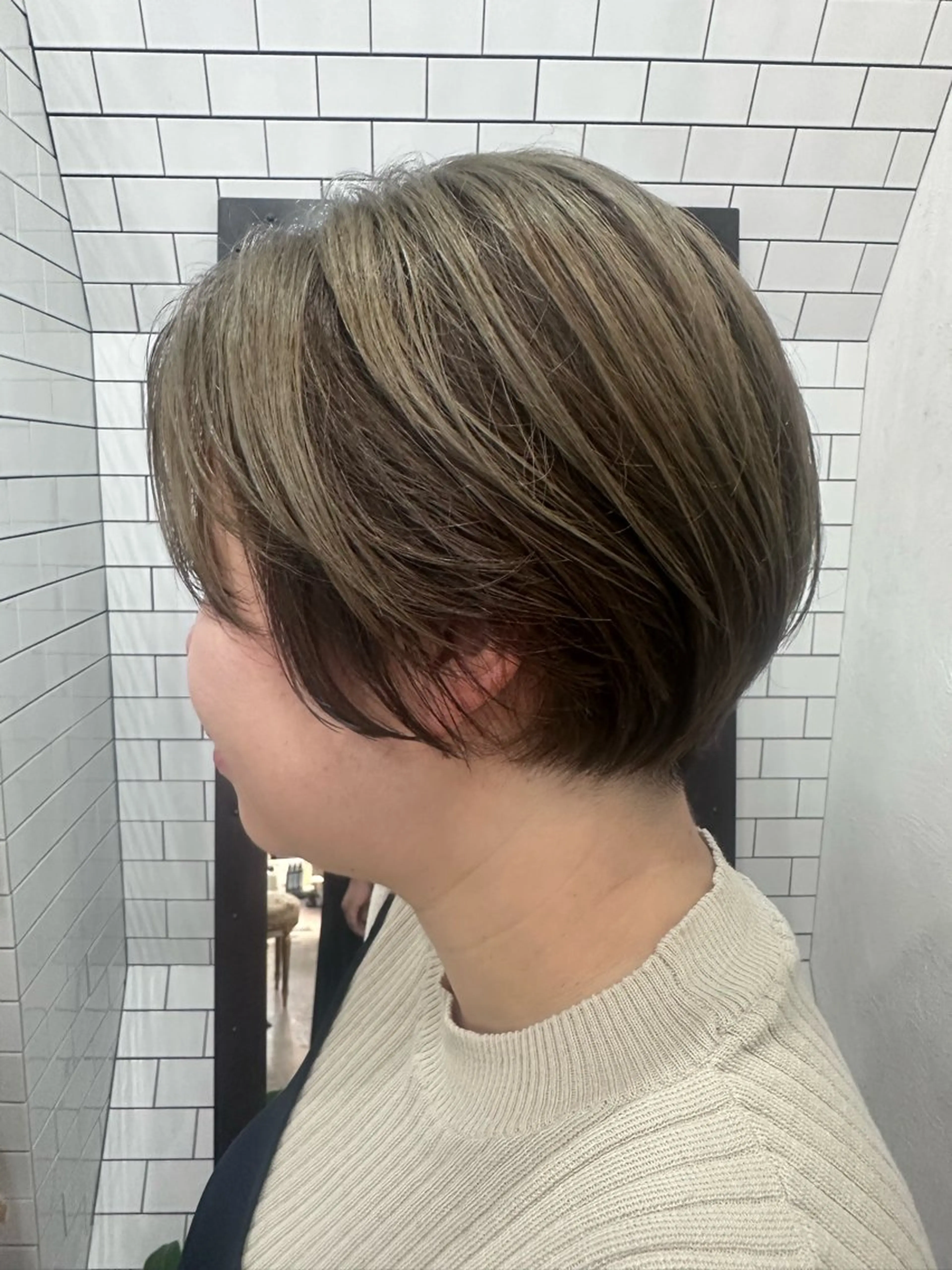 ショート カラー カット ヘアカラー トリートメント 妙見 知洋のヘアスタイル