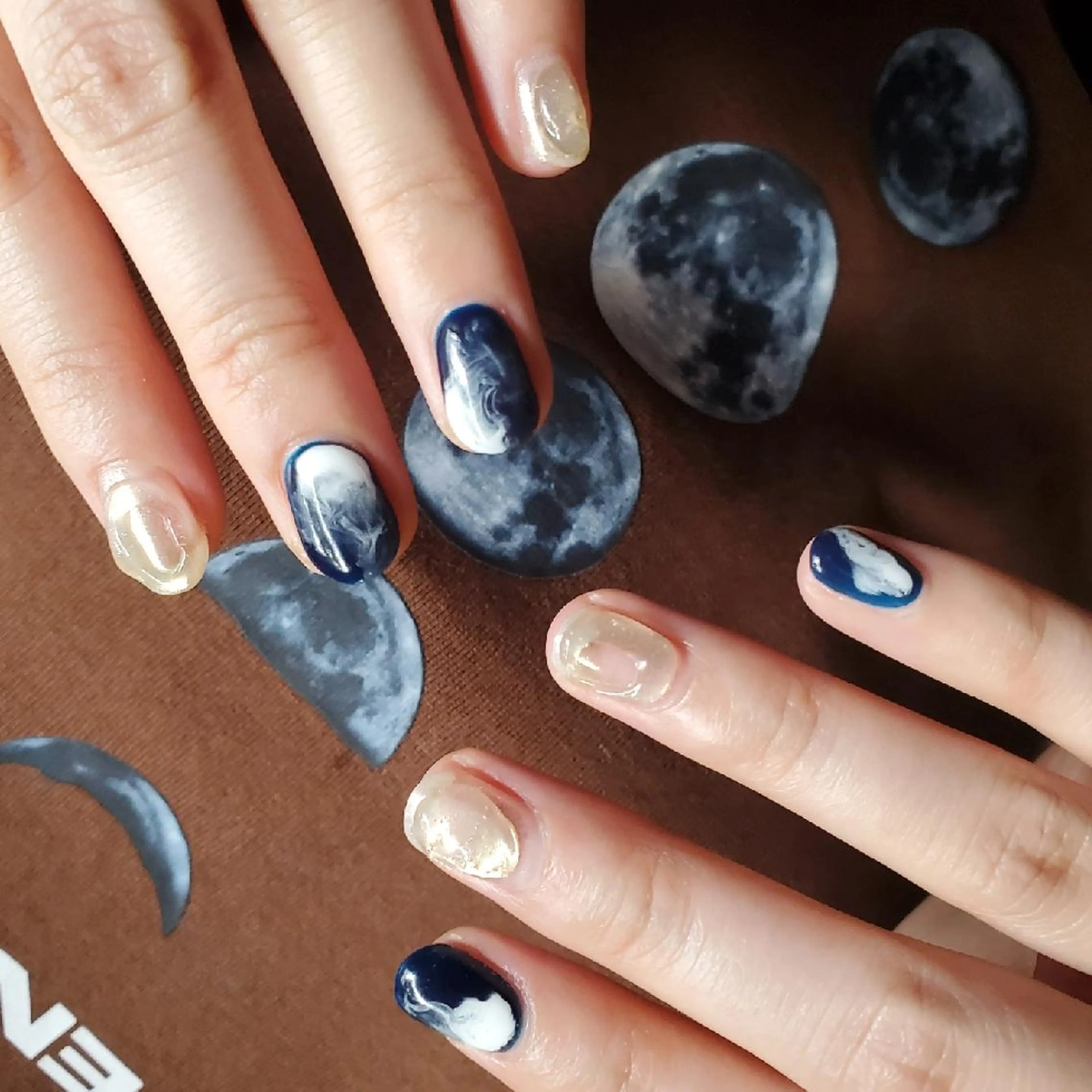 ネイル ハンドネイル MOM 原宿店所属・MoM マムネイル原宿のネイルデザイン