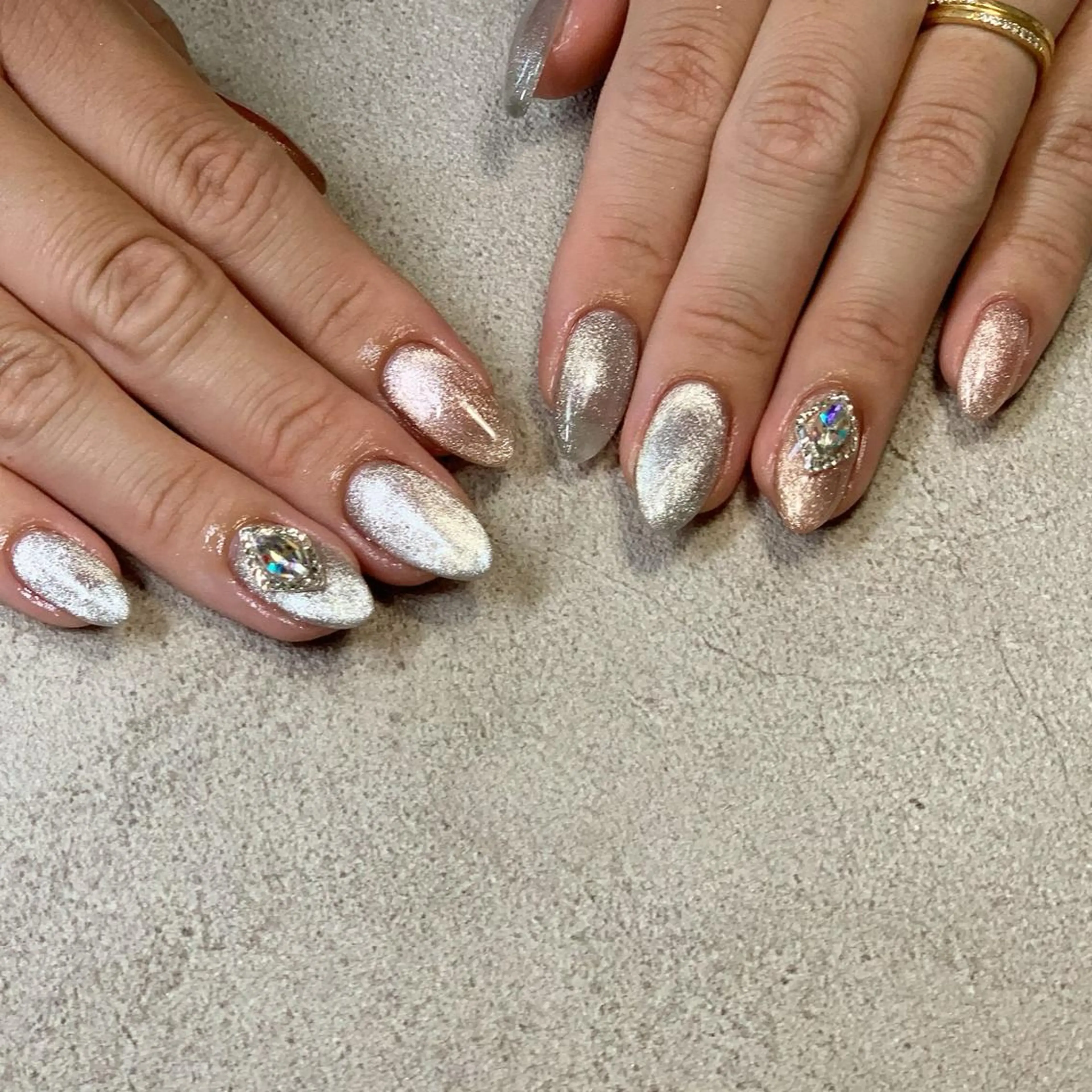 ネイル S. JEWELのネイルデザイン