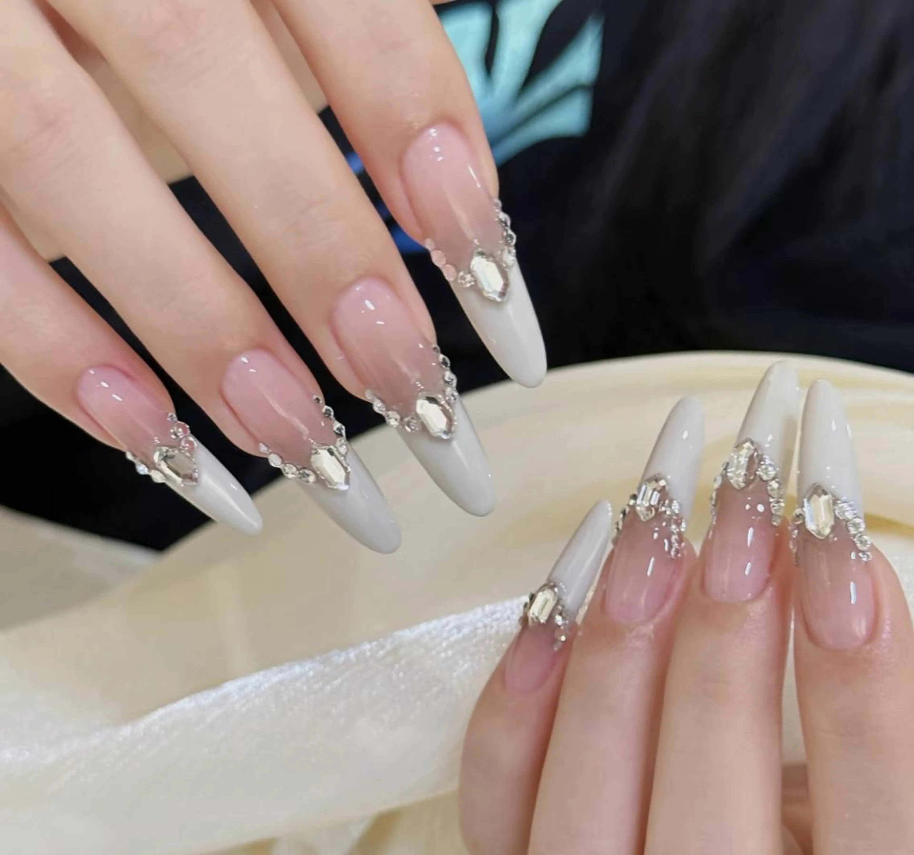 ネイル ハンドネイル ハンドケア 🍑 momo_nailのネイルデザイン