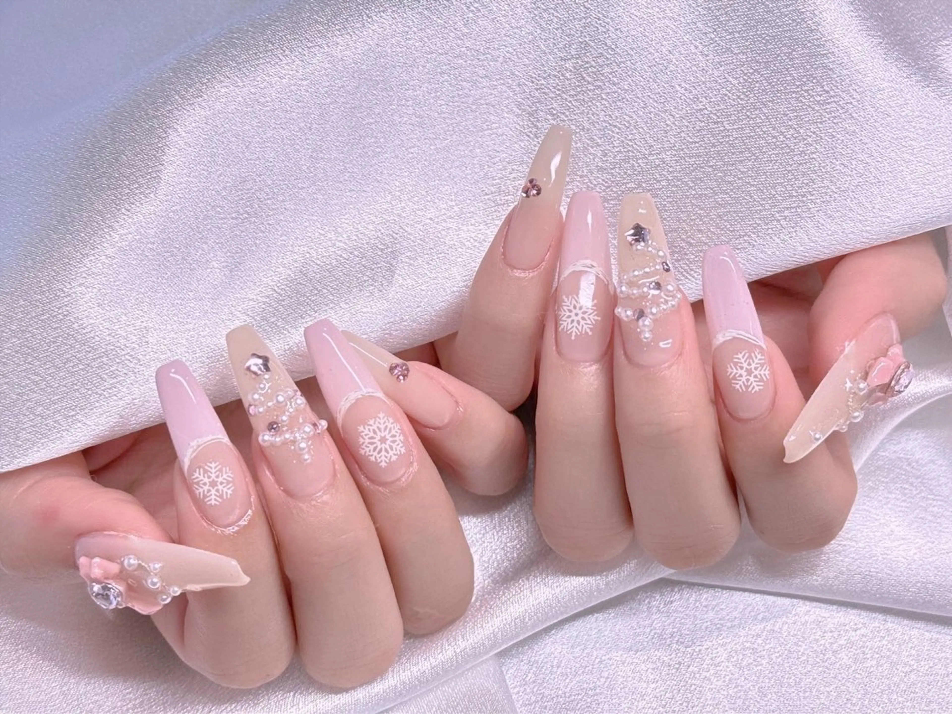 ネイル ハンドネイル リン リンのネイルデザイン