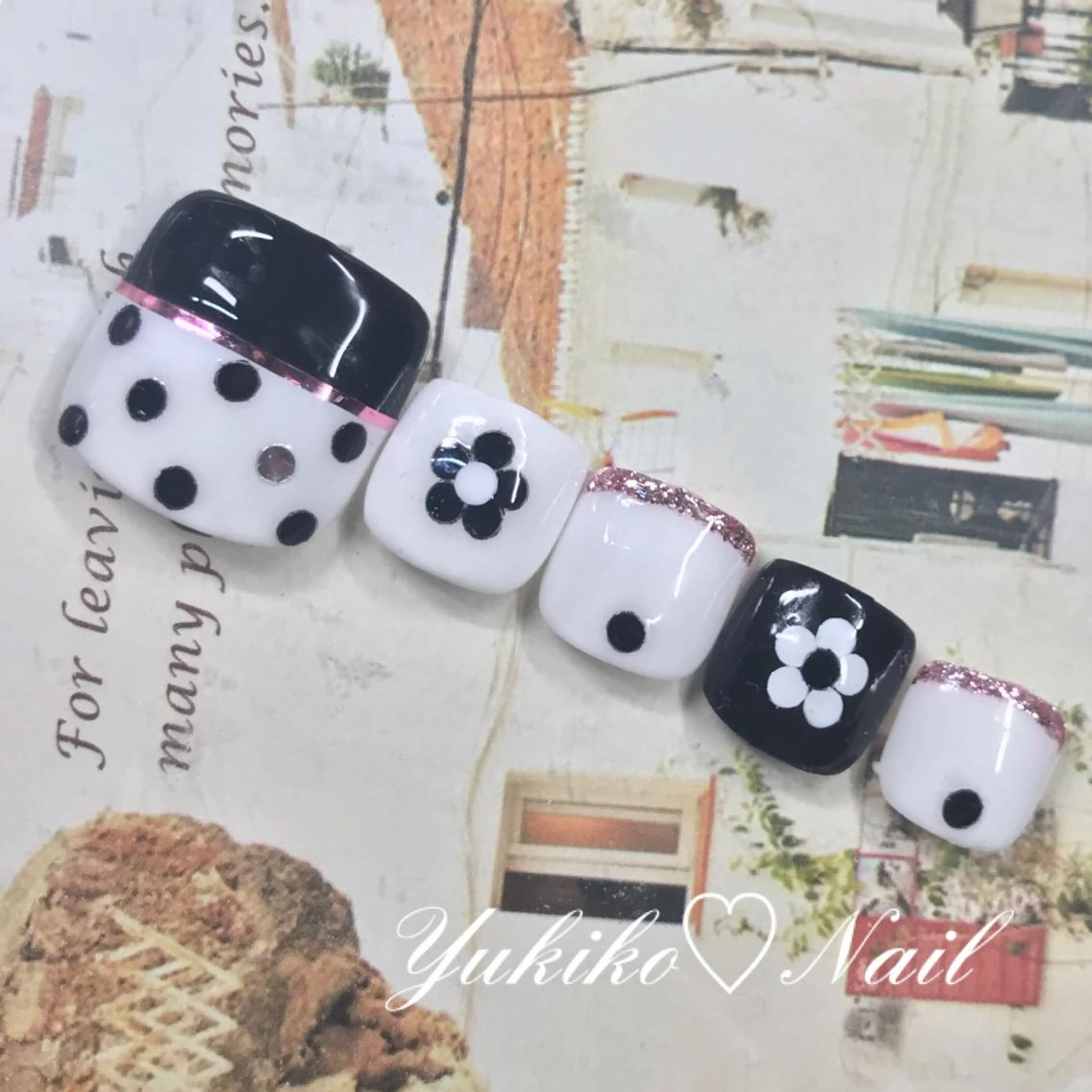 ネイル ドット フラワーネイル フットネイル ユキコ ネイルのネイルデザイン