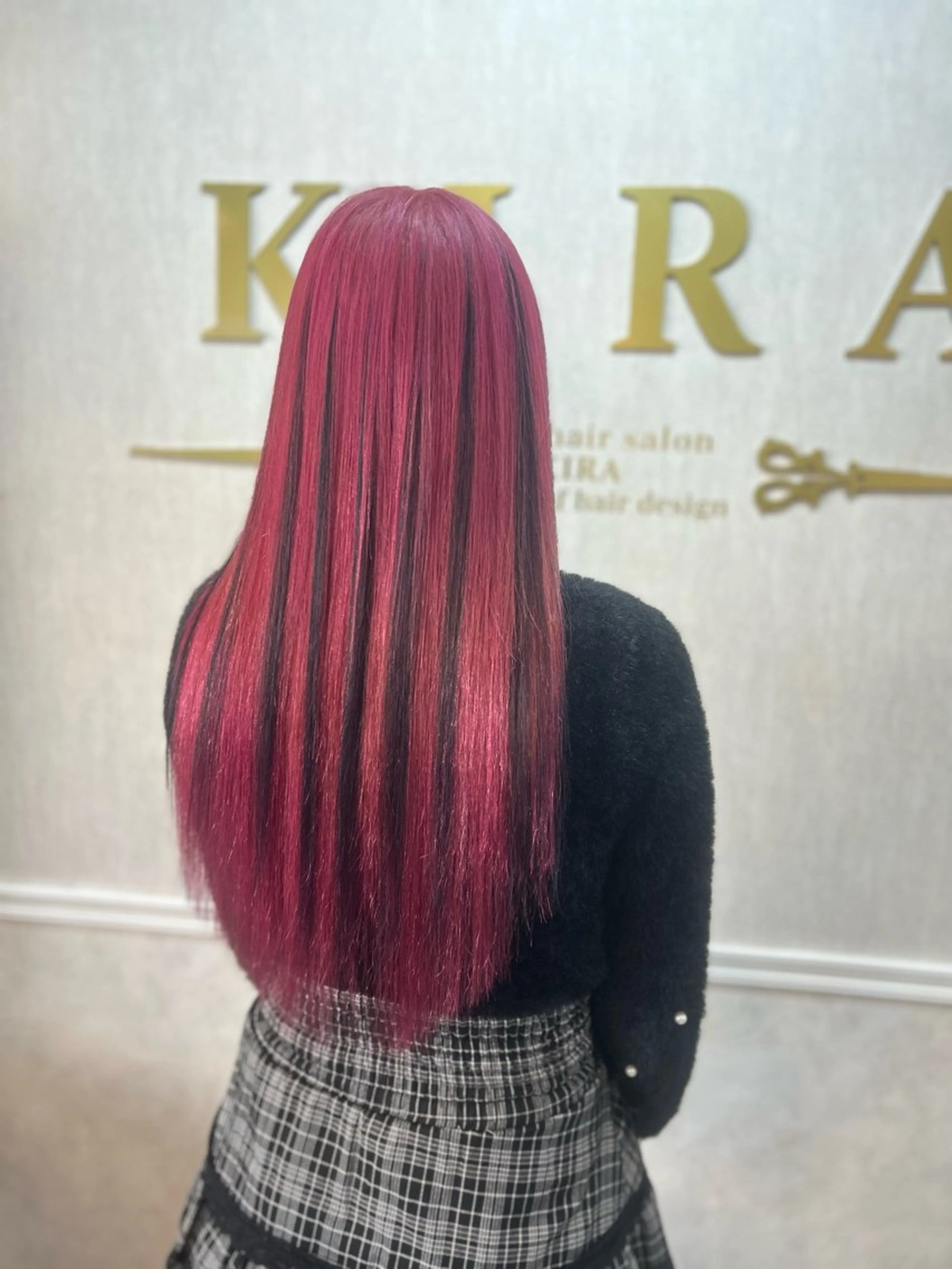 ロング エクステ 石井 綾乃のヘアスタイル