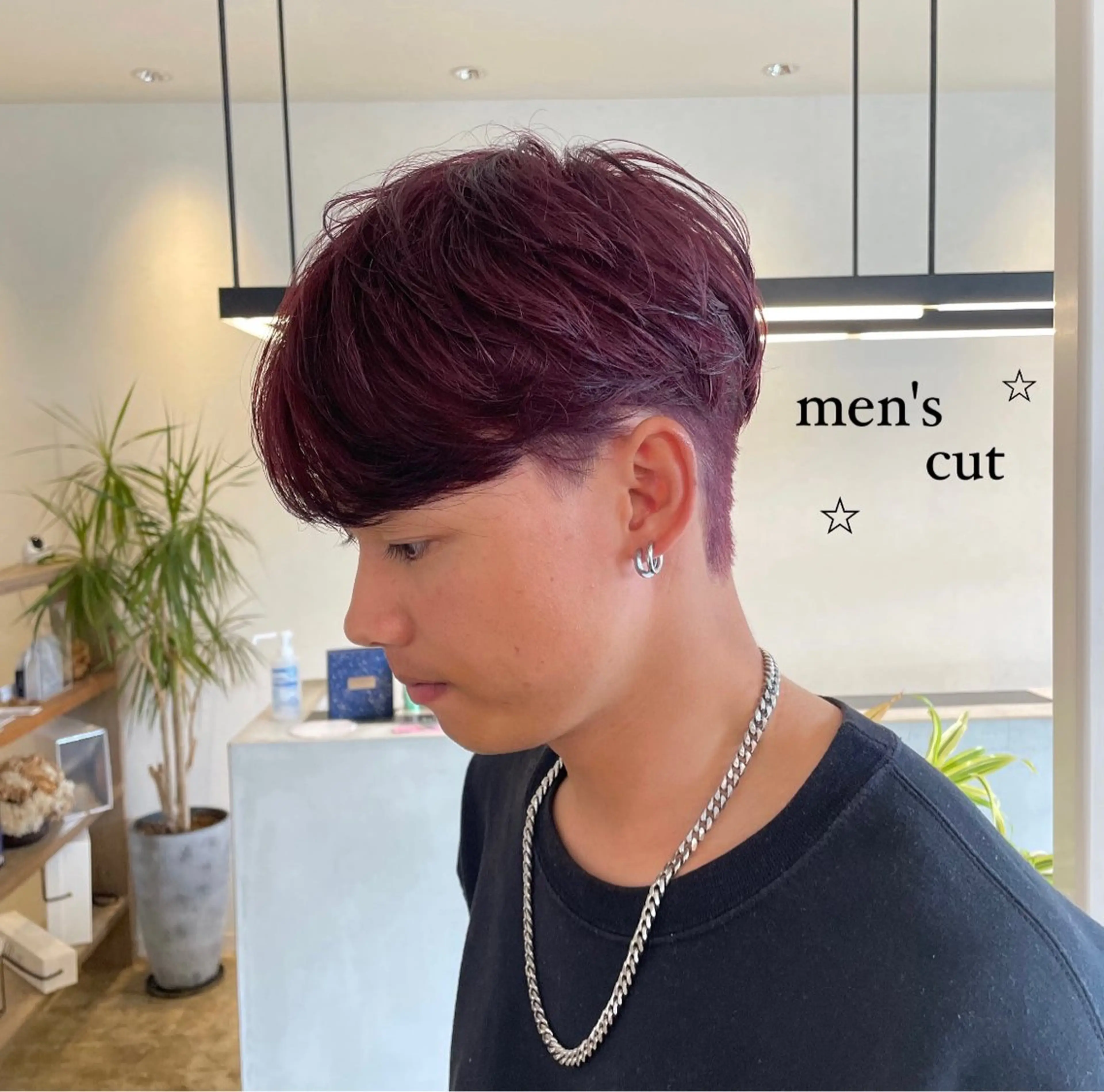 メンズ ヘアカラー 小宮山 桃加のヘアスタイル