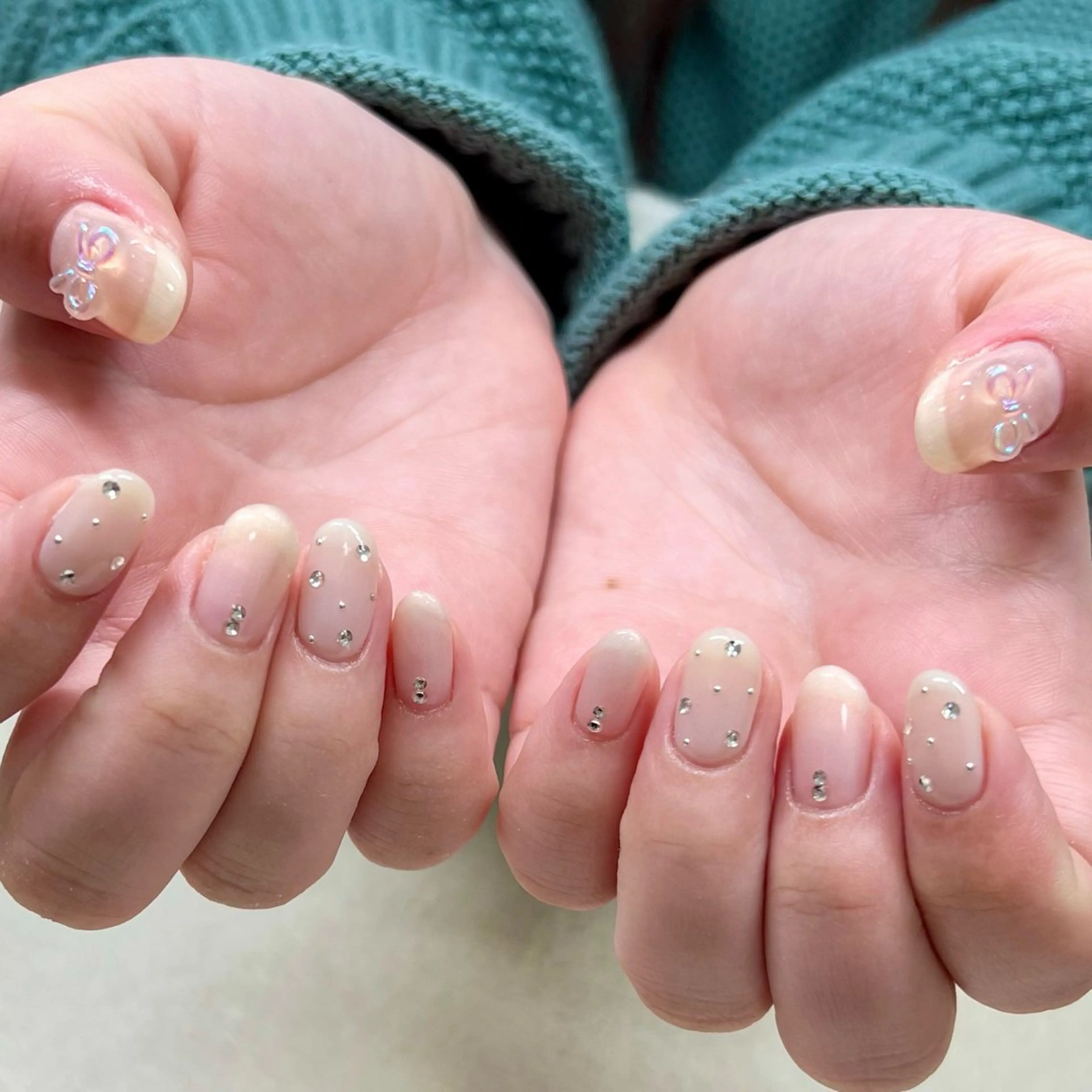 ネイル 鈴木 彩加のマツエク・マツパデザイン