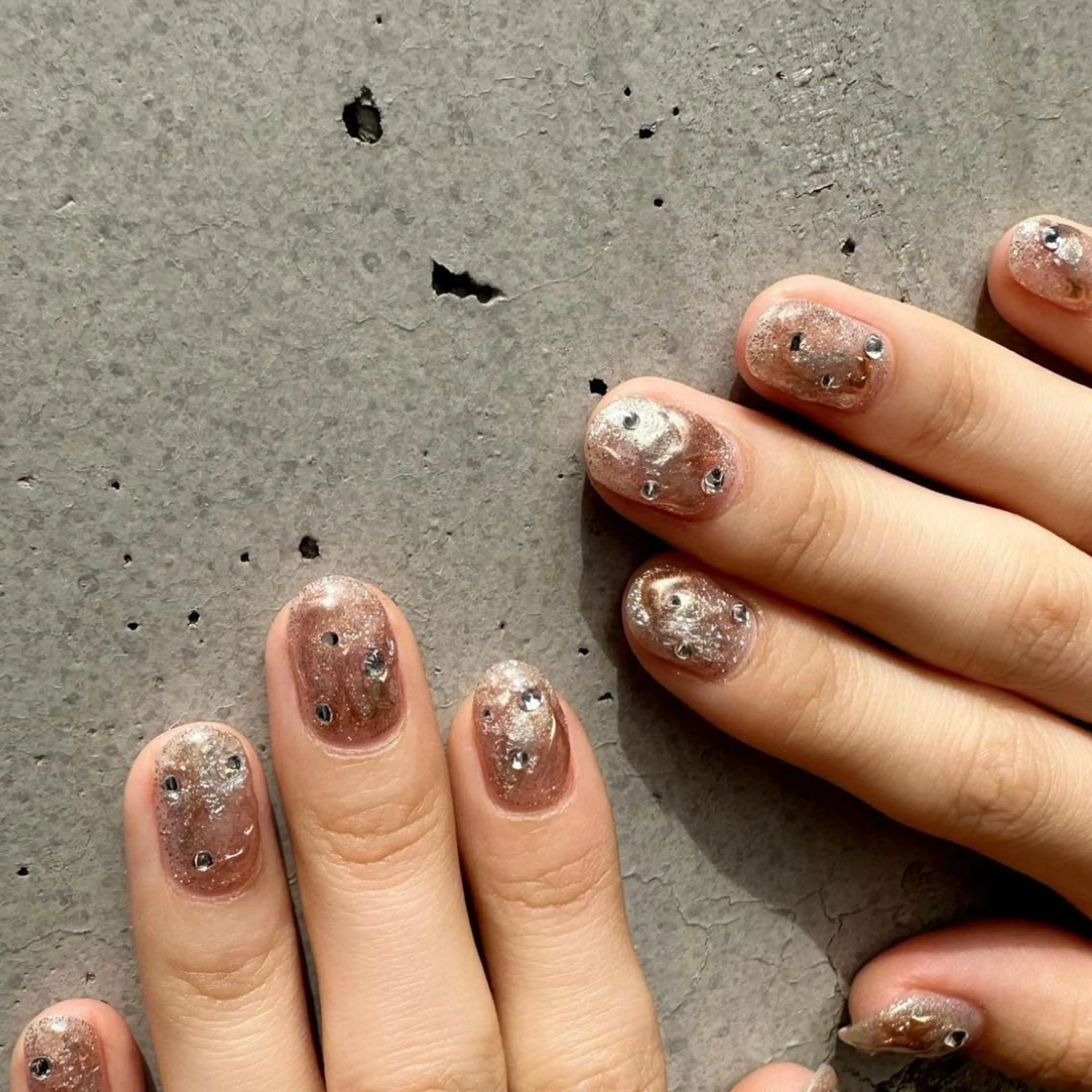 ネイル クリアネイル 氷ネイル・うるうるネイル キラキラネイル 韓国ネイル ラメ(グリッター) 🪞KAPE NAIL 🪞のネイルデザイン