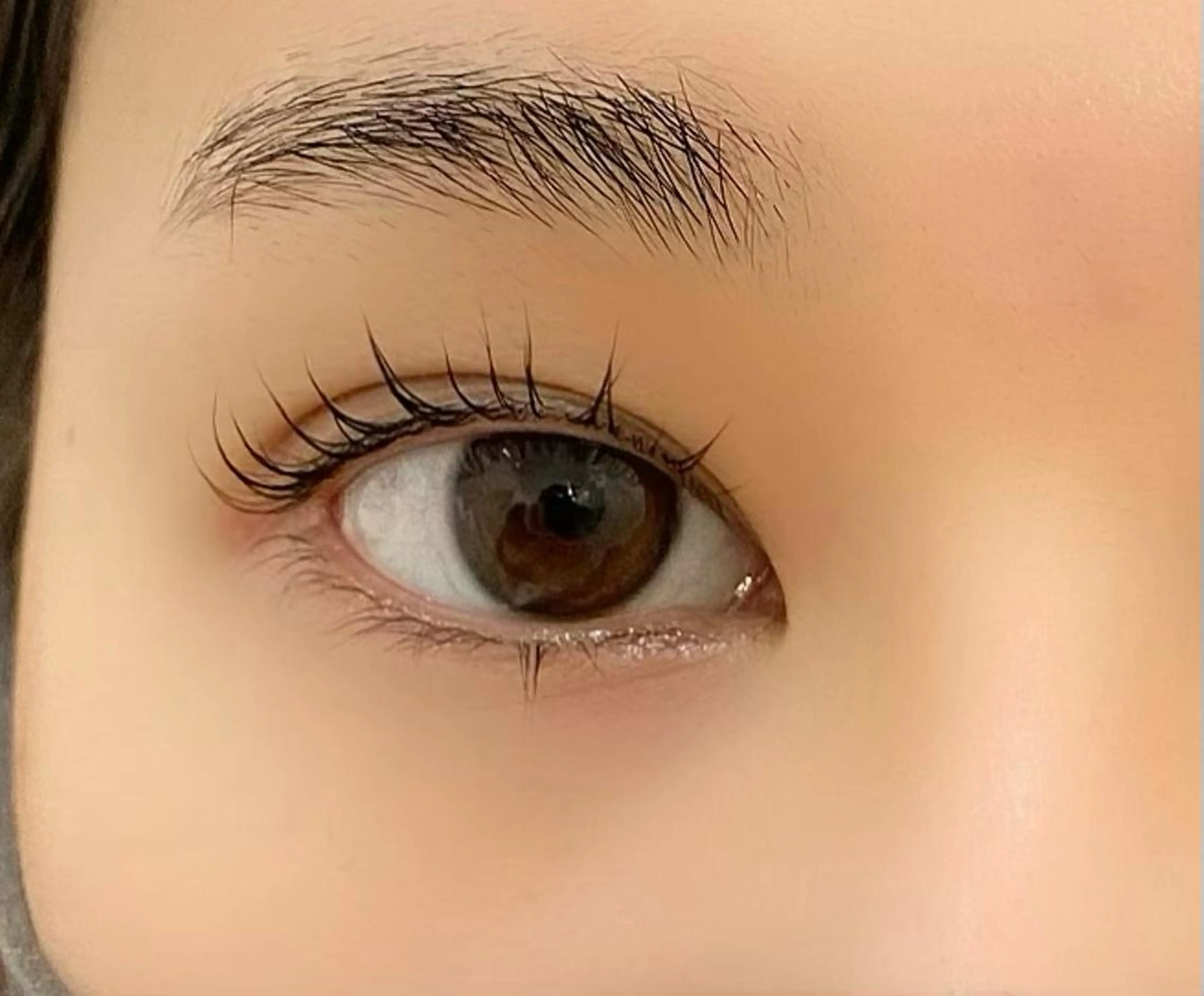 メンズ マツエク・マツパ irieアイリー 鈴木紀美の眉毛・アイブロウイメージ