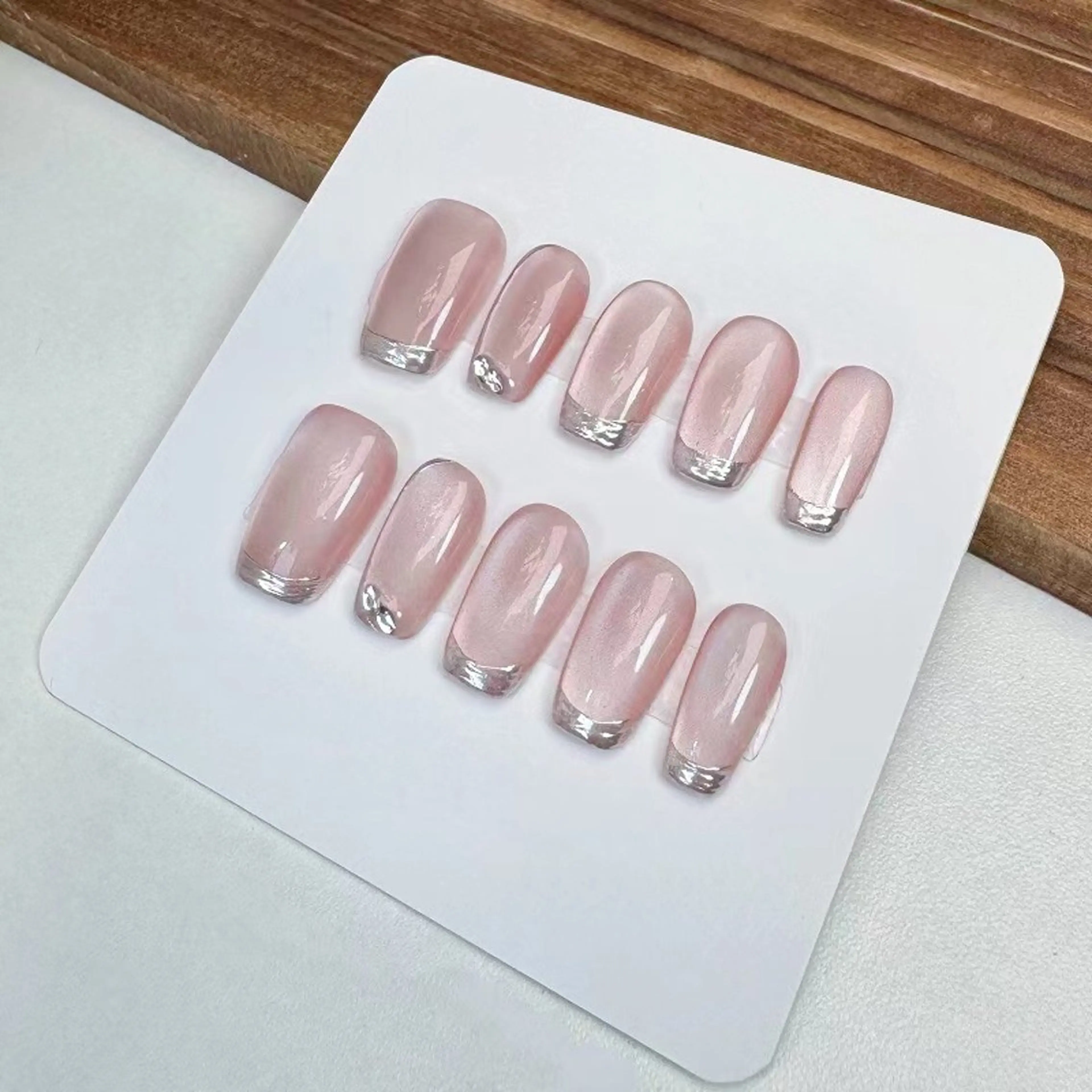 ネイル フレンチネイル マグネットネイル ミラーネイル sakii_nail 池袋のネイルデザイン