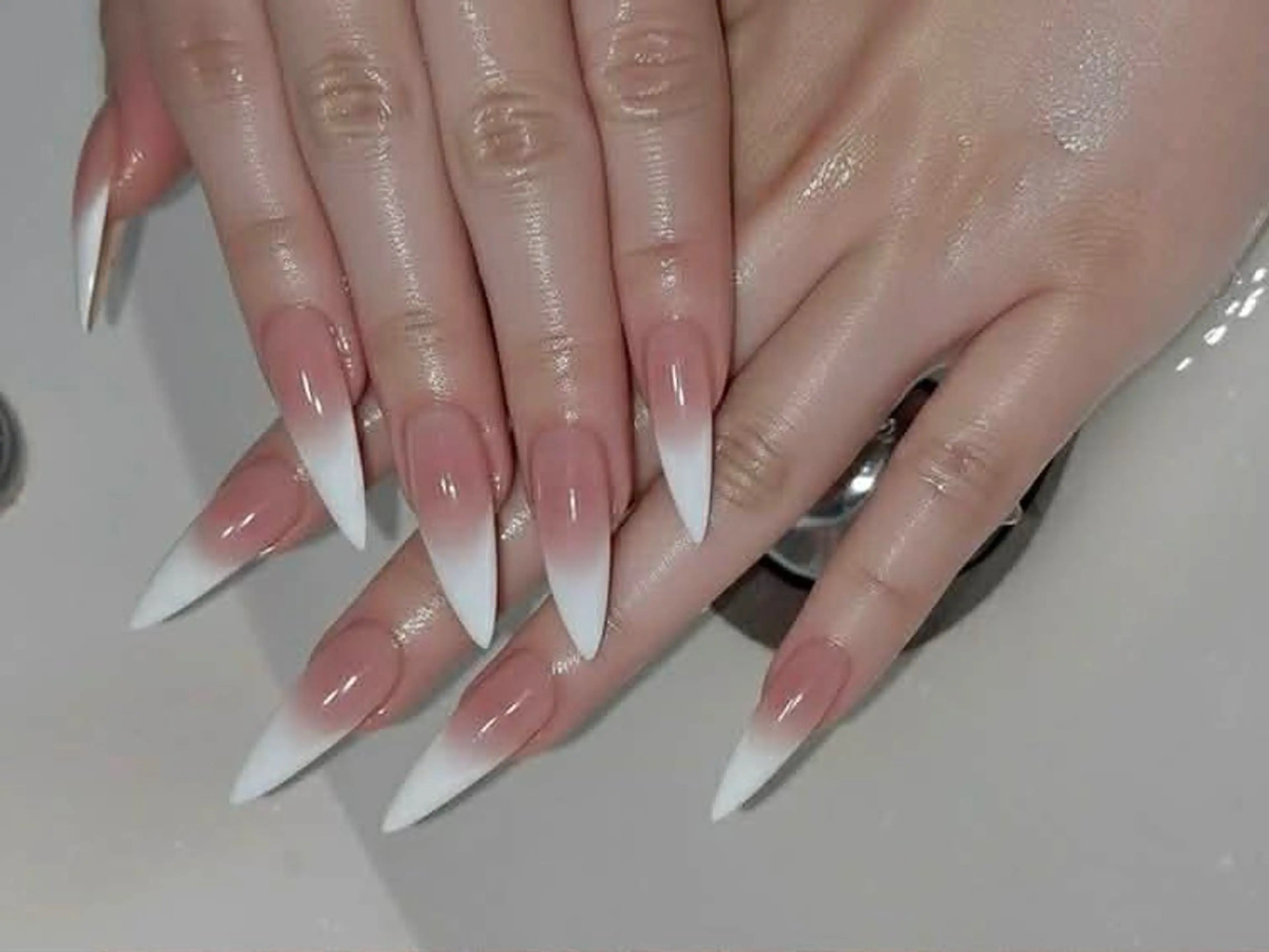 ネイル ジェルネイル 韓国ネイル 持ち込み オフィスネイル ワンホンネイル MiO nailのネイルデザイン