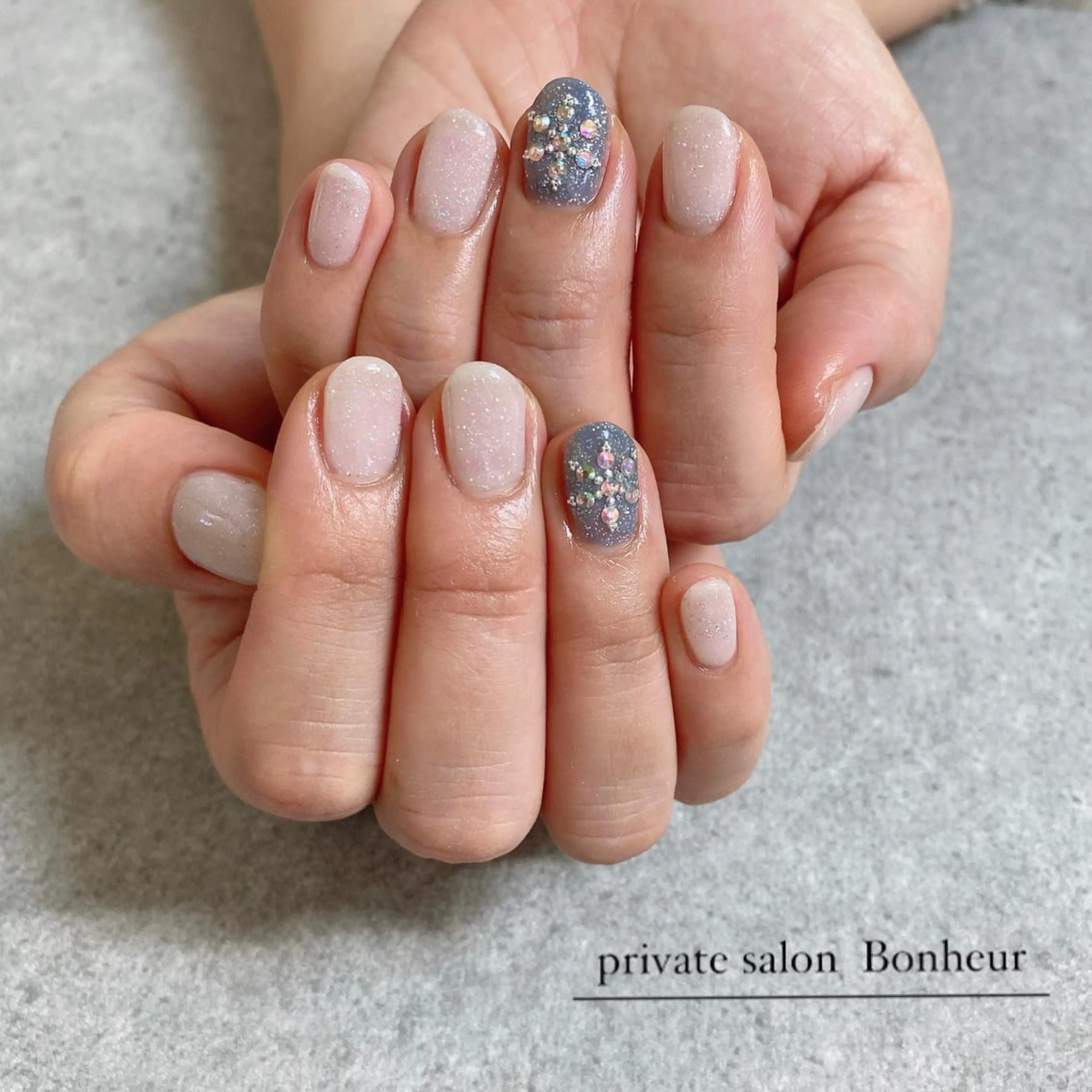 ネイル ハンドネイル BONHEUR Annaのネイルデザイン