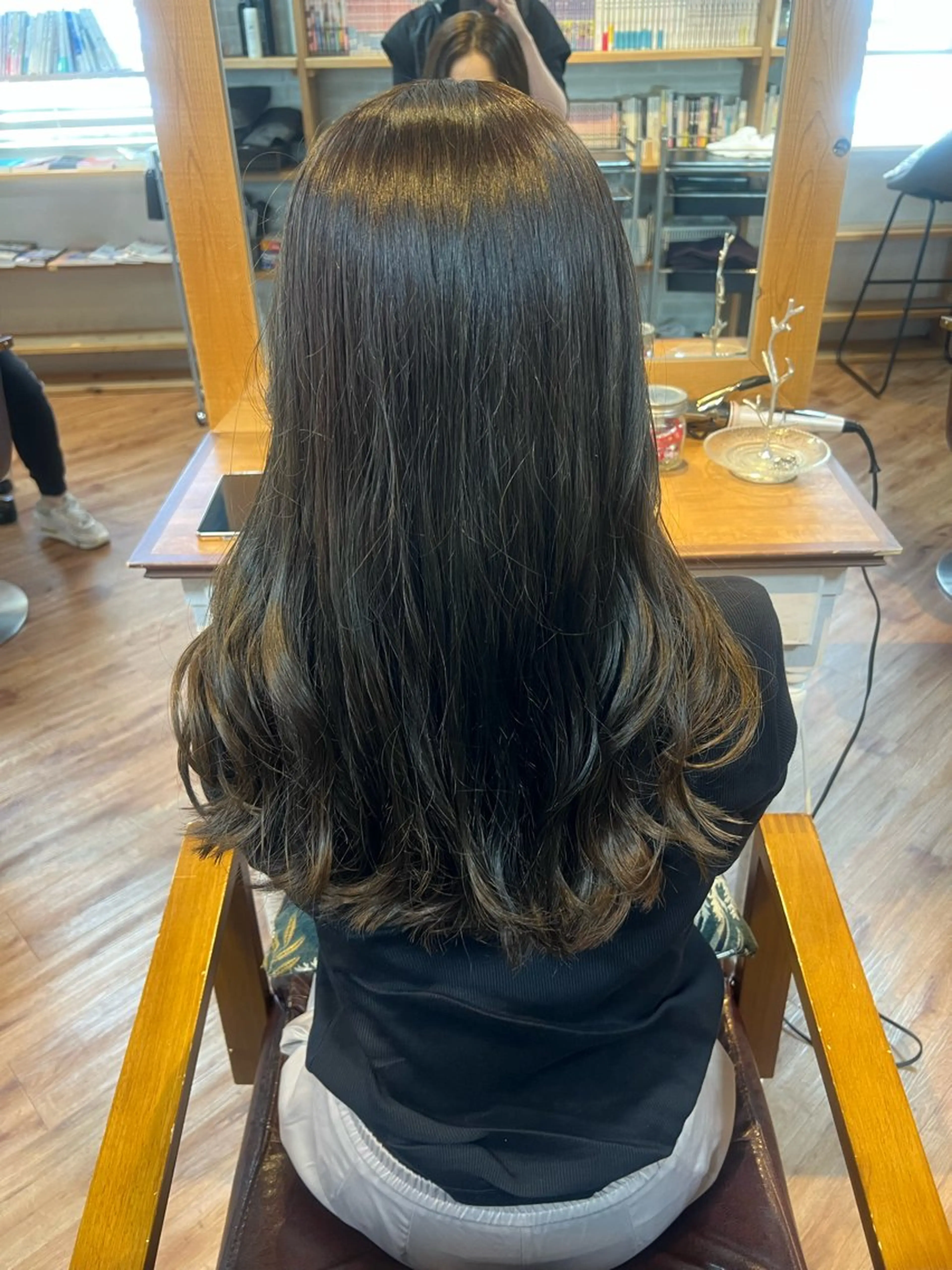 ロング カラー ヘアカラー トリートメント Topstylist YUKIのヘアスタイル