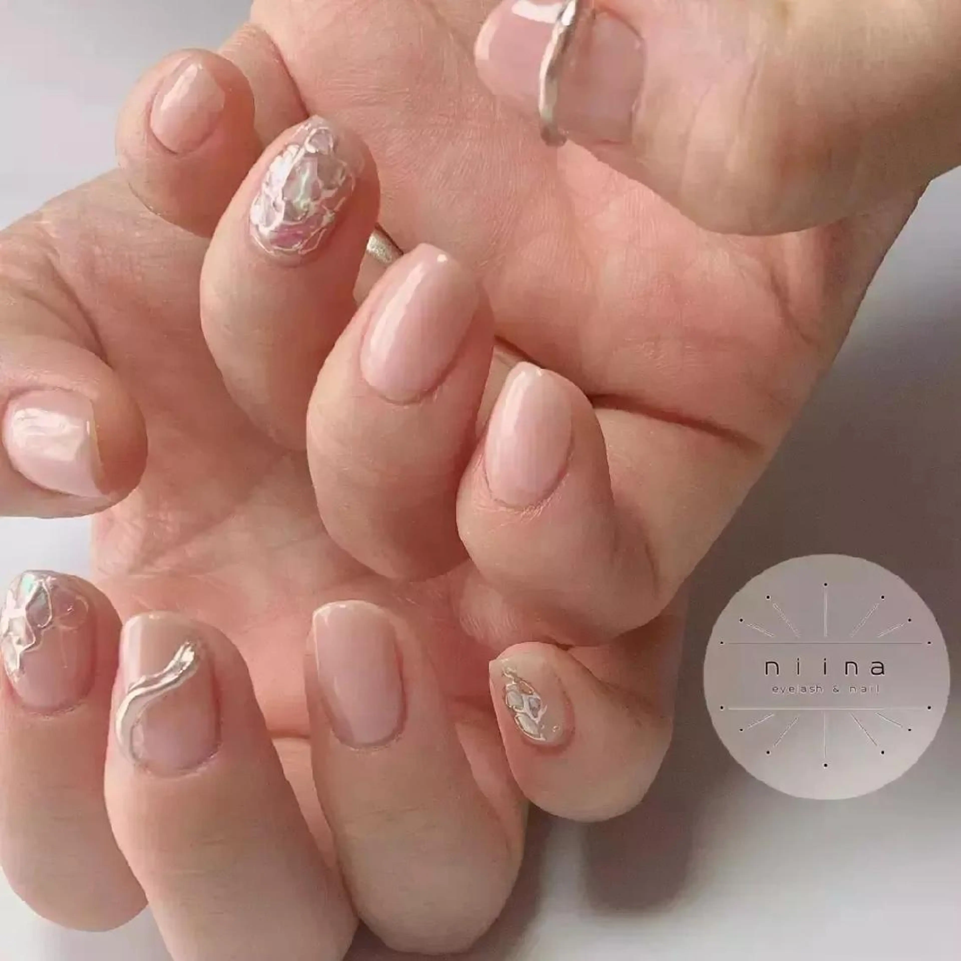 ネイル n i i n a  -eye&nail-のマツエク・マツパデザイン