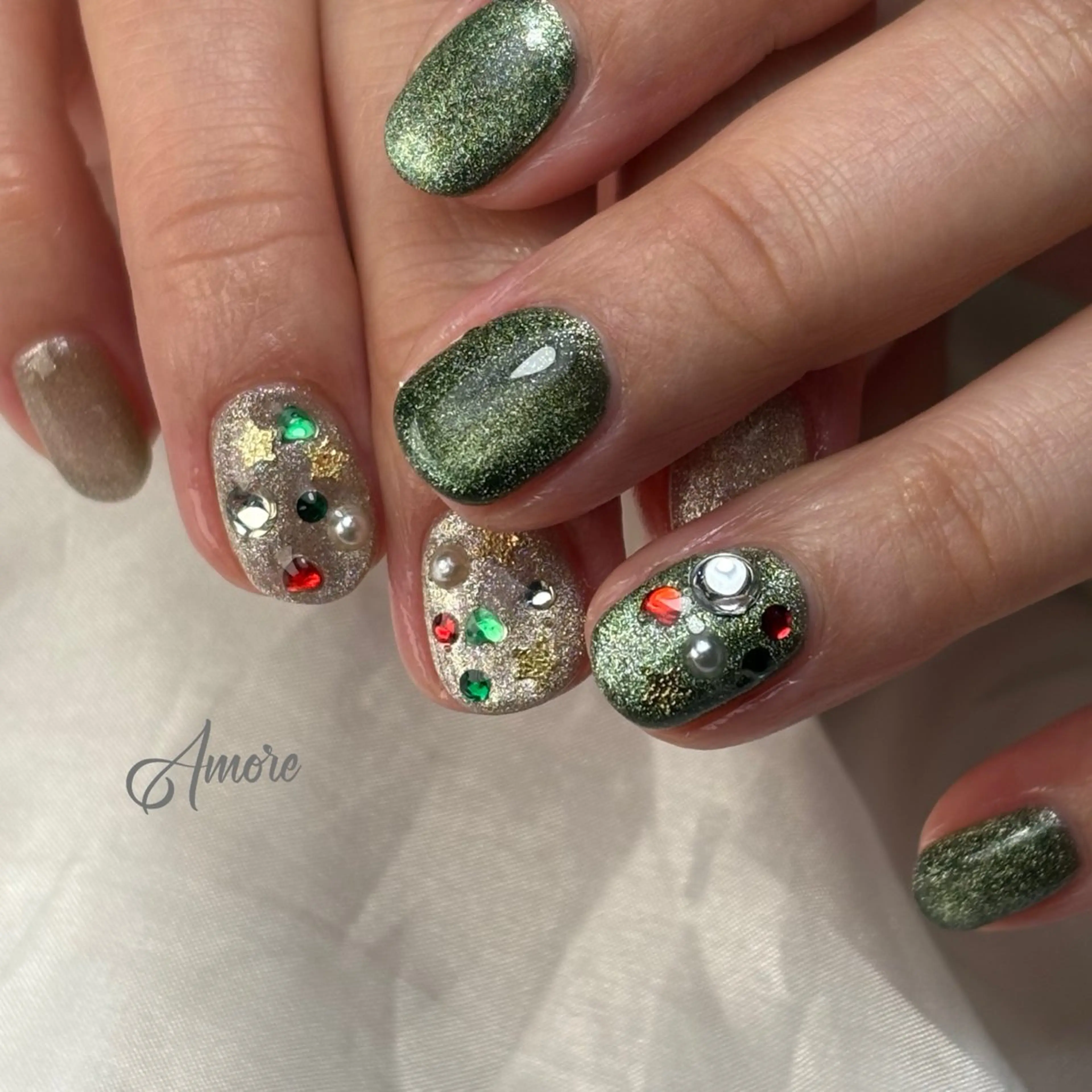 ネイル ジェルネイル キラキラネイル 韓国ネイル マグネットネイル パラジェル You kyehwaのネイルデザイン