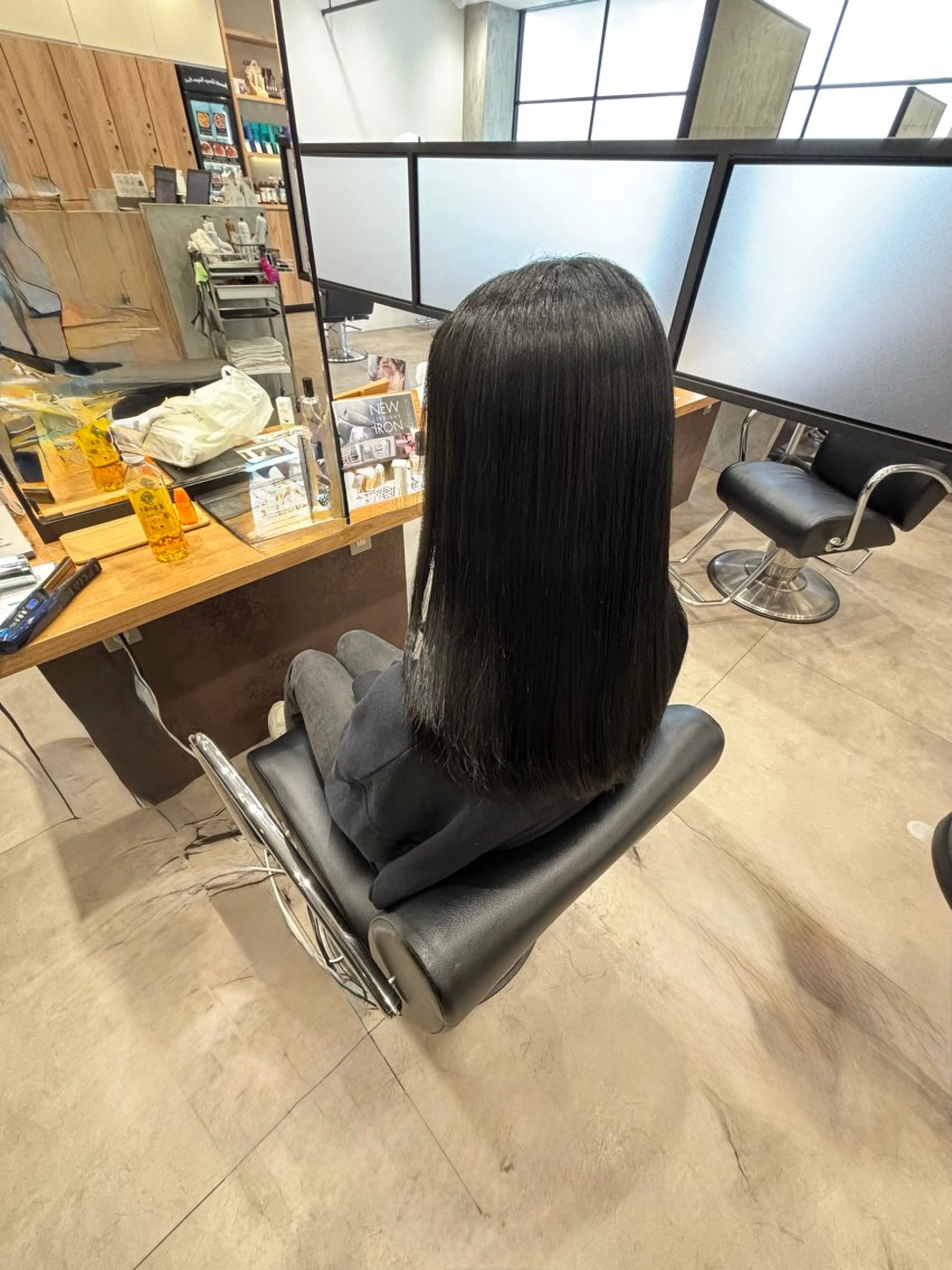 ロング カット 縮毛矯正 馬場 一輝のヘアスタイル