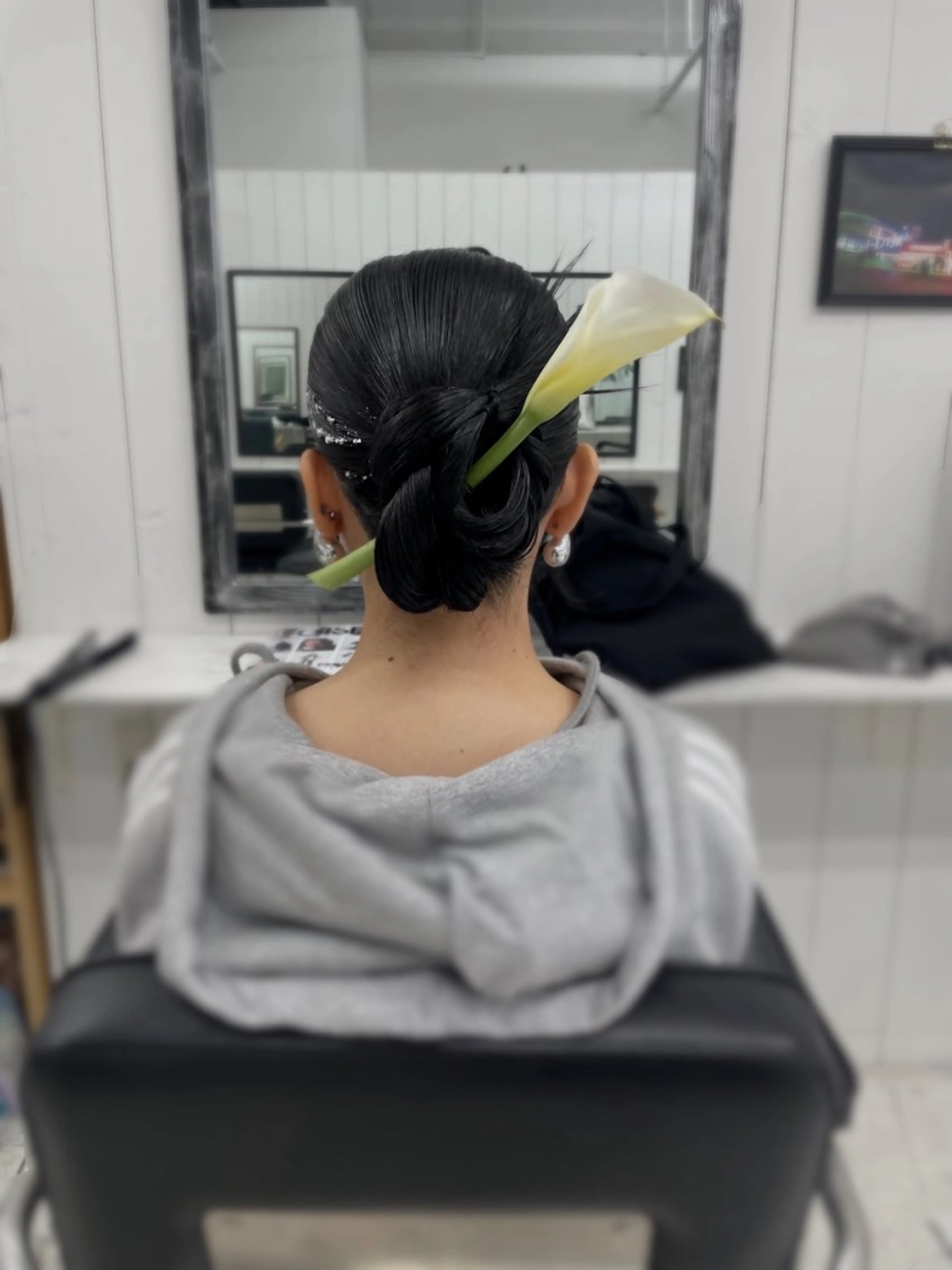 ロング ヘアアレンジ 卒業式のヘアスタイル ヘアセット Ann./艶髪 /レイヤーカットのヘアスタイル