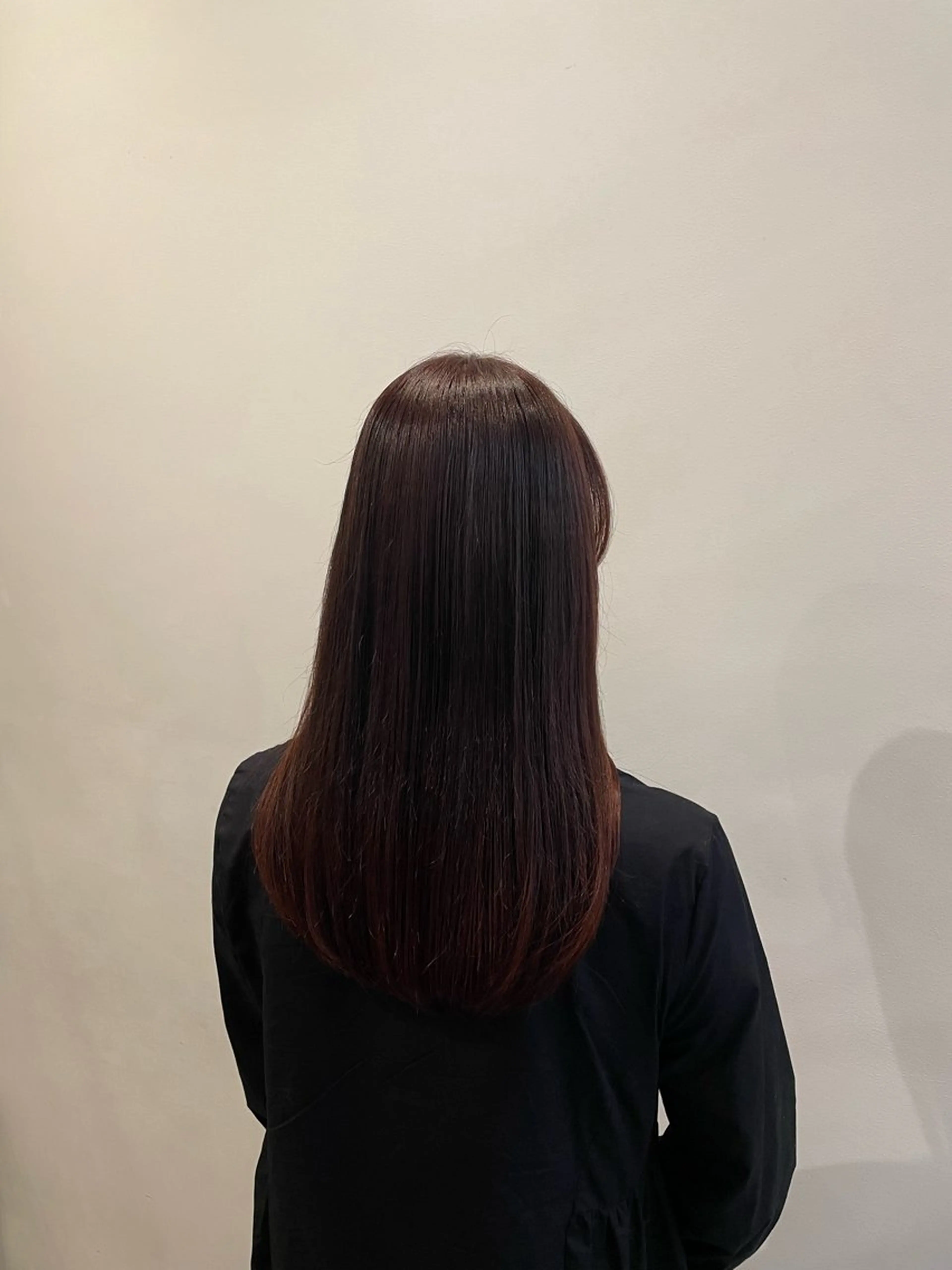 セミロング レイヤーカット 🌱 ブリーチ  はるかのヘアスタイル